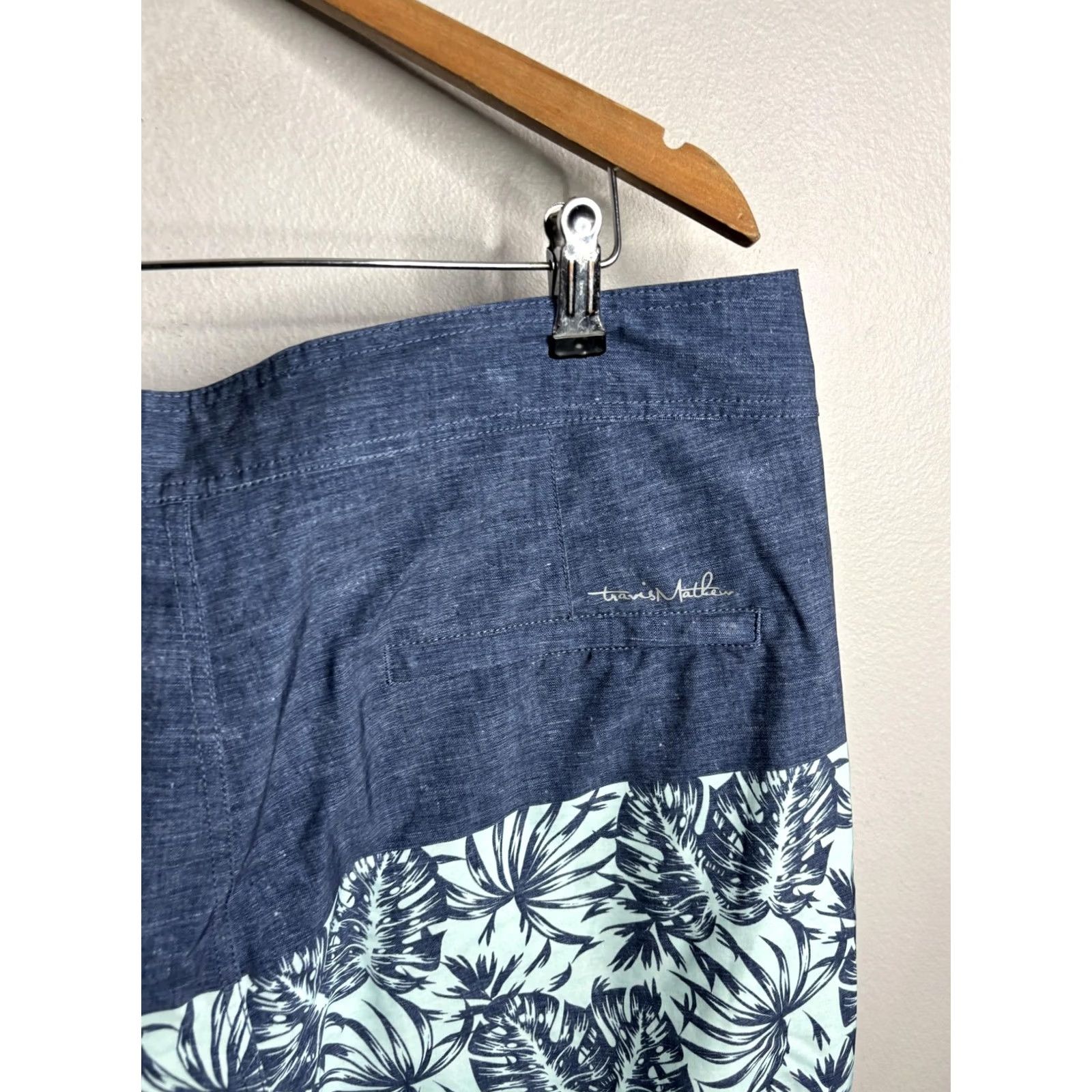 TravisMathew TravisMathew Board Shorts Mens 38 Blue Gray Mint Palm Print Colorblock Trunks Size US 38 / EU 54 - 5 Thumbnail