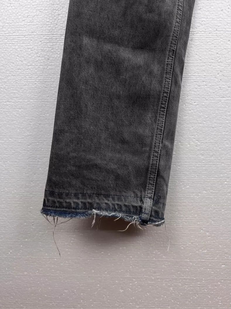 Number (N)ine Number (N)ineSize 4Washed jeans 2503-Nextarrow Size US 34 / EU 50 - 4 Thumbnail