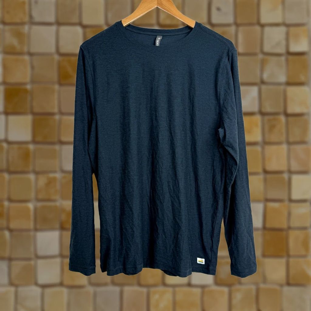 Vuori Vuori Strato Tech Long Sleeve Shirt Mens Large Blue Performance Stretch Tee Size US L / EU 52-54 / 3 - 1 Thumbnail