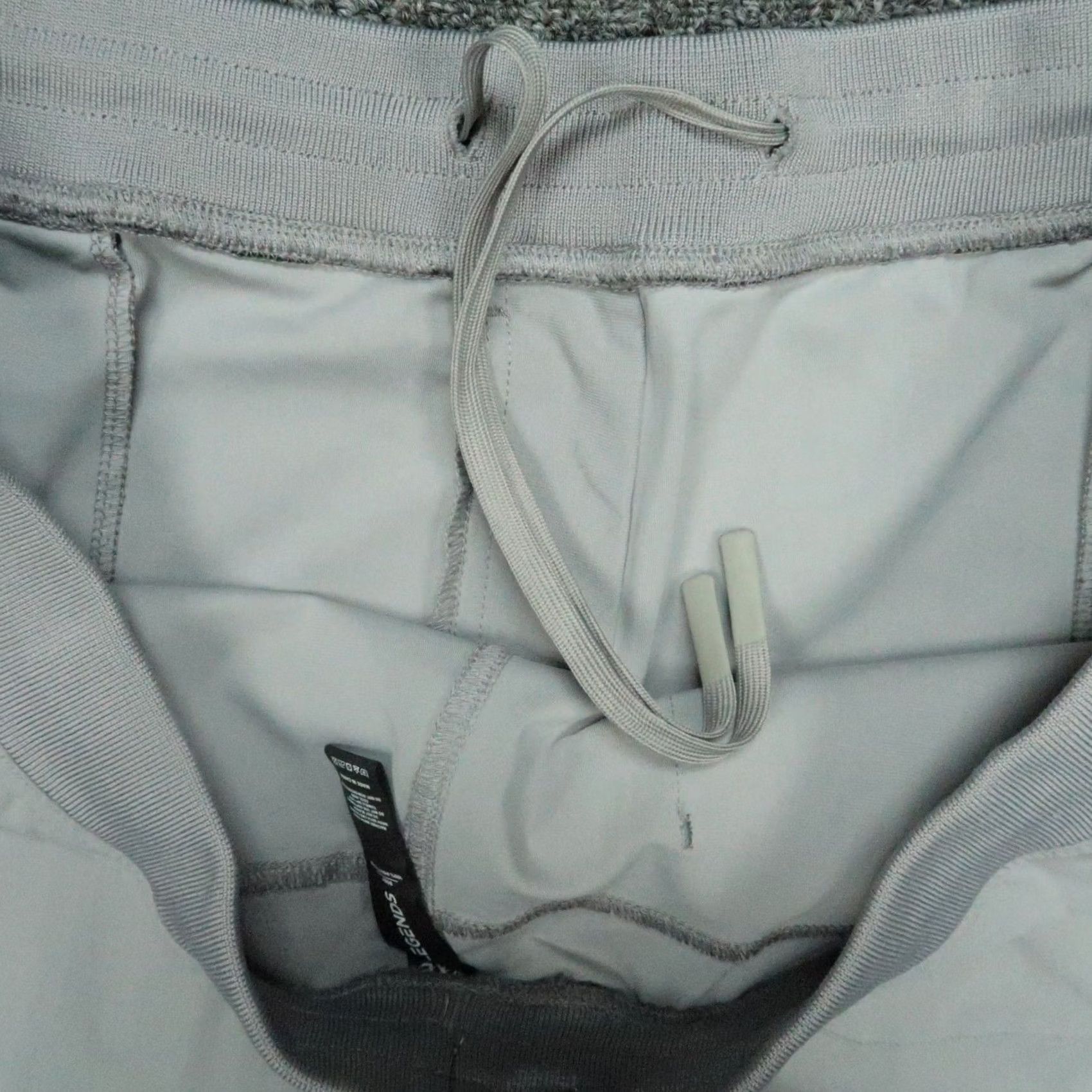 Vintage Legends Pants Mens 2XL Gray Jogger Zip Pocket Athletic Stretch 2XL Pants Tapered Inseam 29 in Jogger Sportswear Activewear Size US 39 - 7 Thumbnail