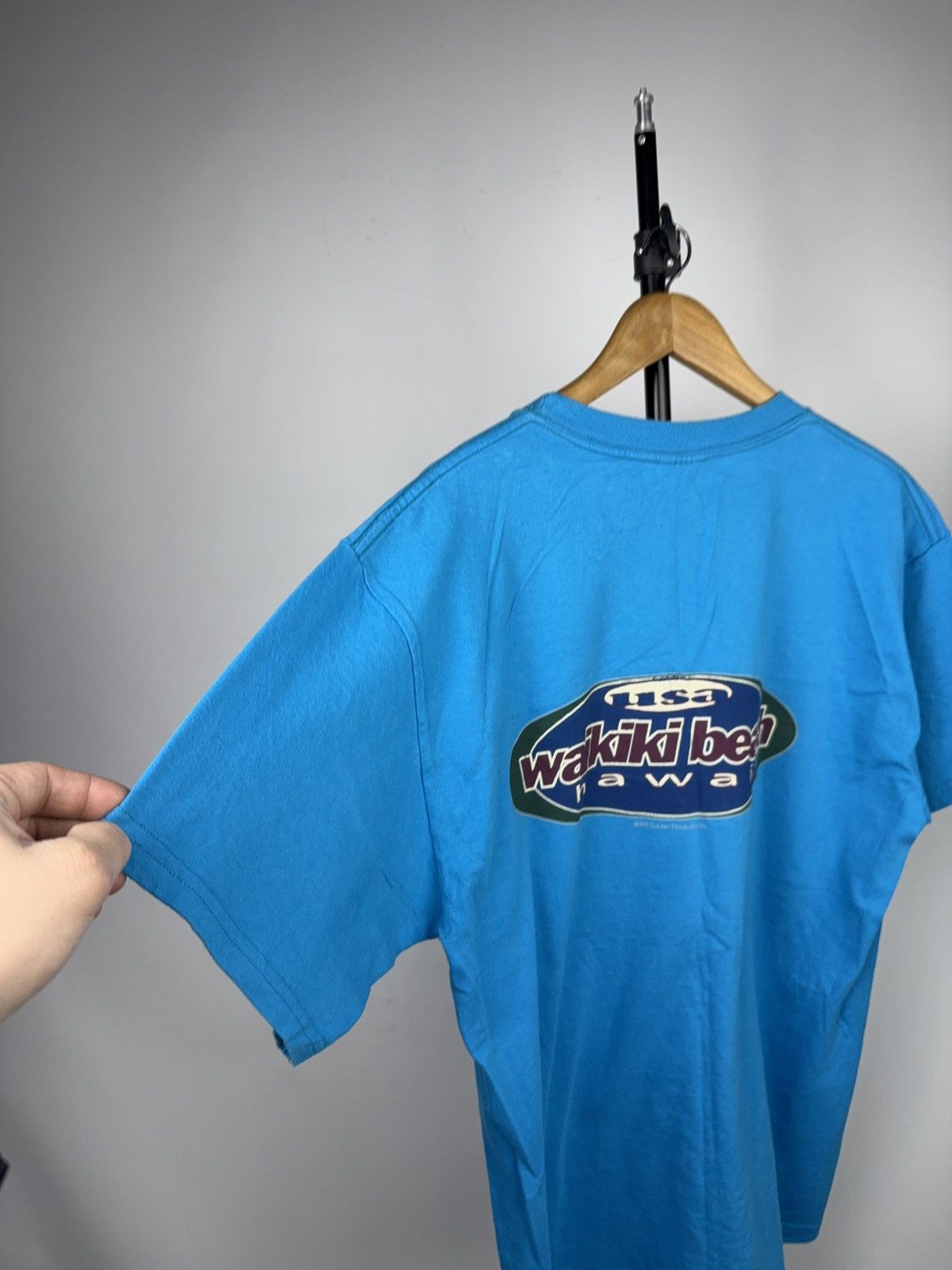 Vintage 1999 Waikiki Beach Hawaii Surf Graphic T-Shirt Tultex L Blue Size US L / EU 52-54 / 3 - 9 Thumbnail
