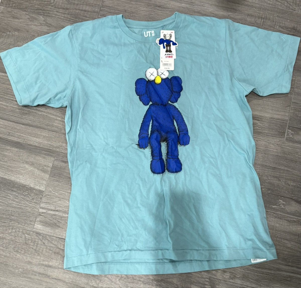 Kaws × Uniqlo Kaws Uniqlo Tee Size US L / EU 52-54 / 3 - 1 Thumbnail
