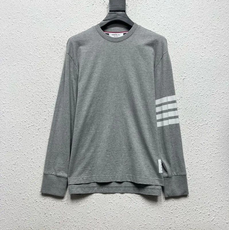Thom Browne Thom Browne Gray Logo Long Sleeve Sweatshirt 0089 Size ONE SIZE - 1 Thumbnail