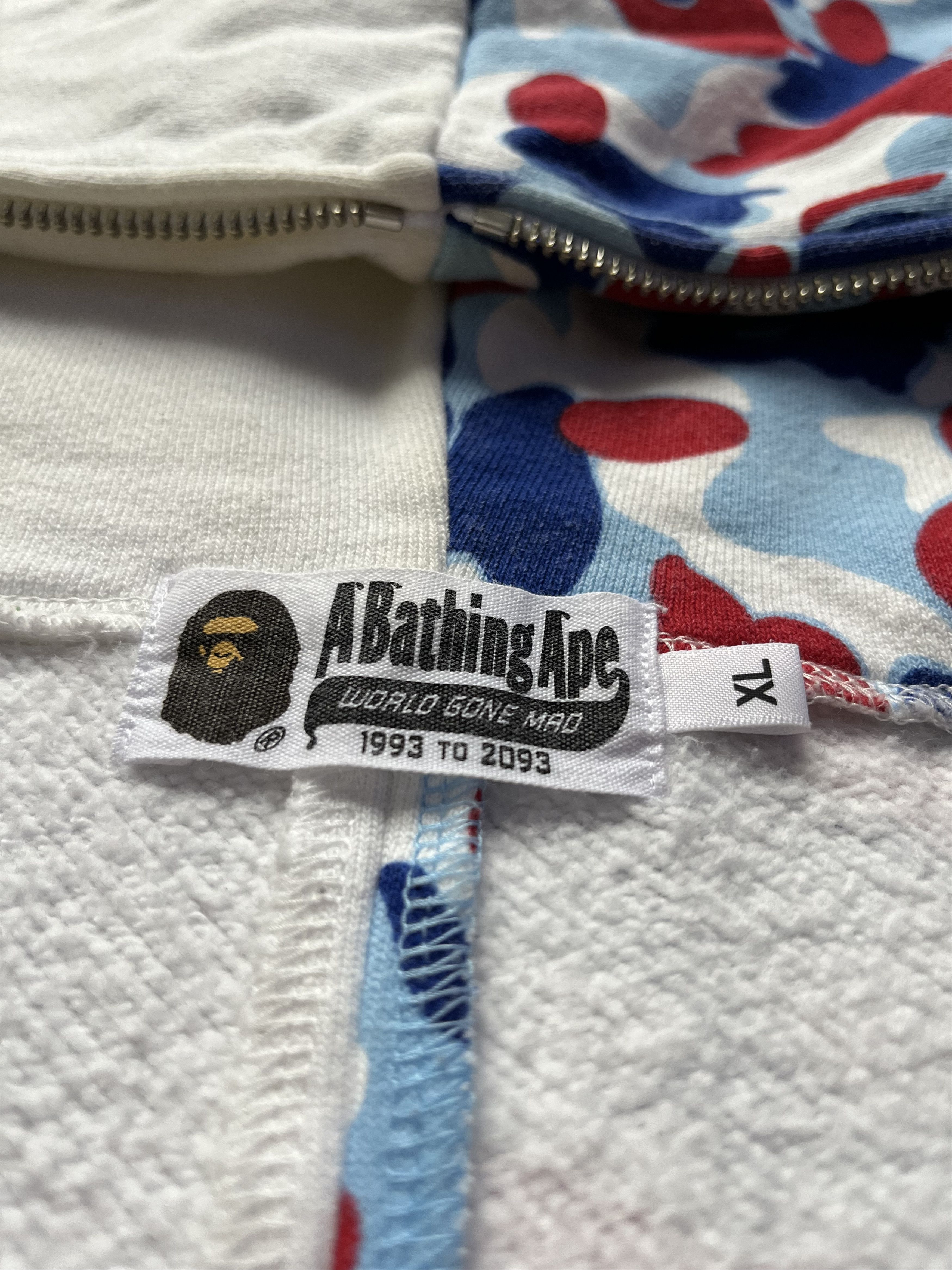 Bape Bape 30th Anniversary Shark hoodie - Paris exclusive Size US XL / EU 56 / 4 - 7 Thumbnail