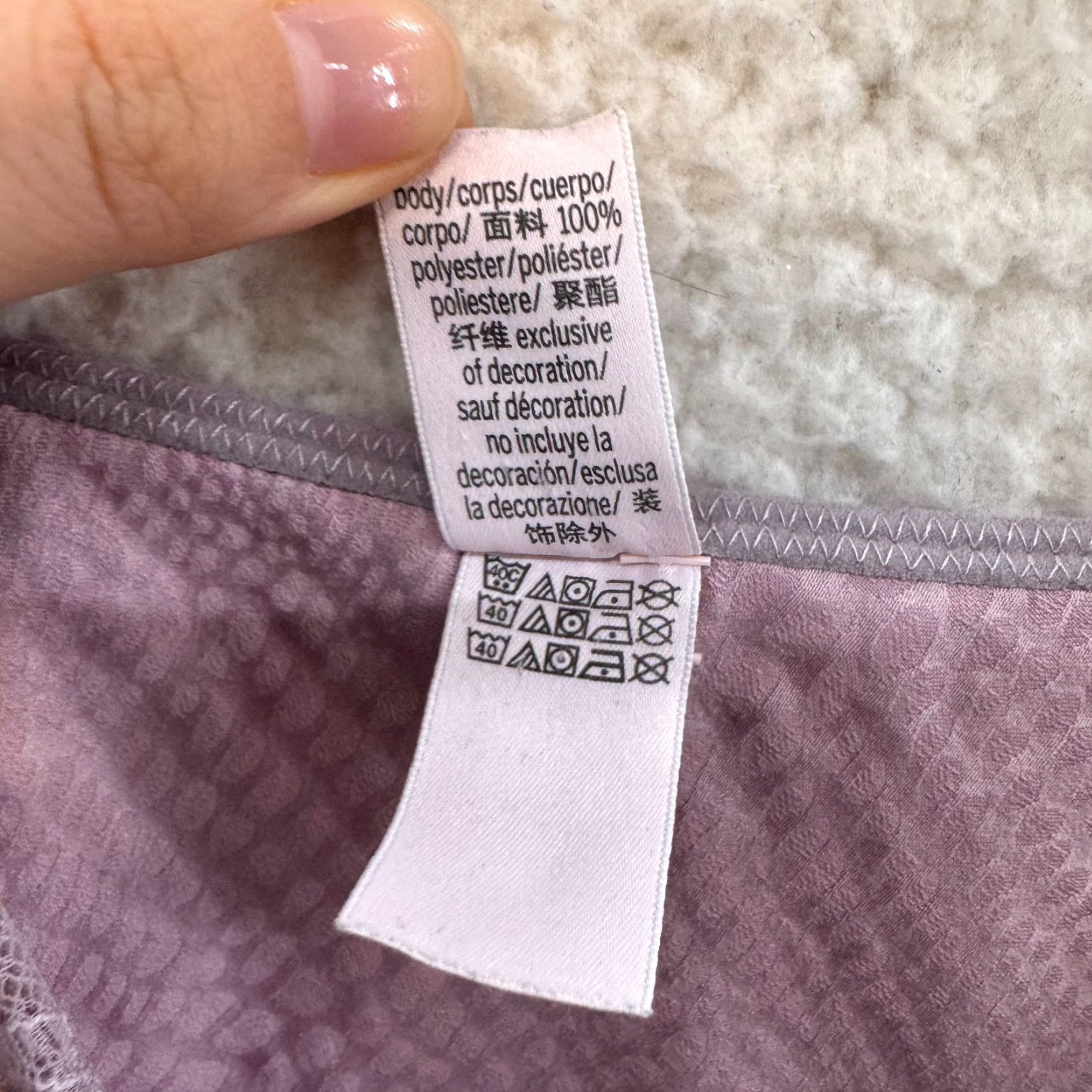 Victoria's Secret Victoria's Secret Camisole Tank Top M Purple Lilac Lavender Lace Women Medium Purple Lace Camisole Women M Purple Size M / US 6-8 / IT 42-44 - 7 Thumbnail
