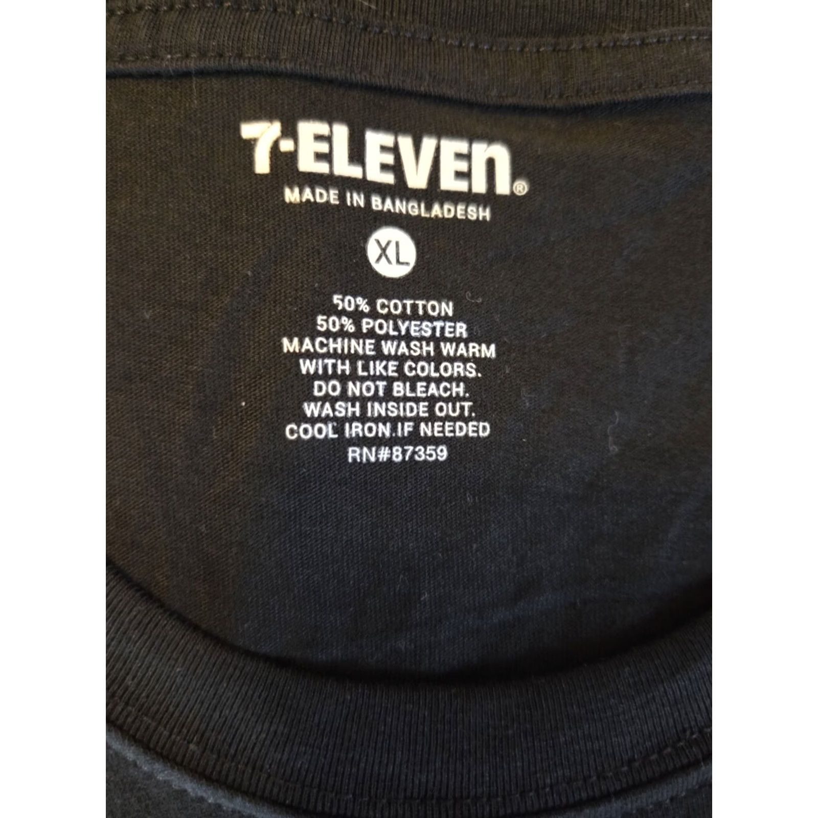 Eleventy 7 Eleven Slurpee T-Shirt Black XL Pink Yellow Blue Short Sleeve Men Size US XL / EU 56 / 4 - 2 Thumbnail