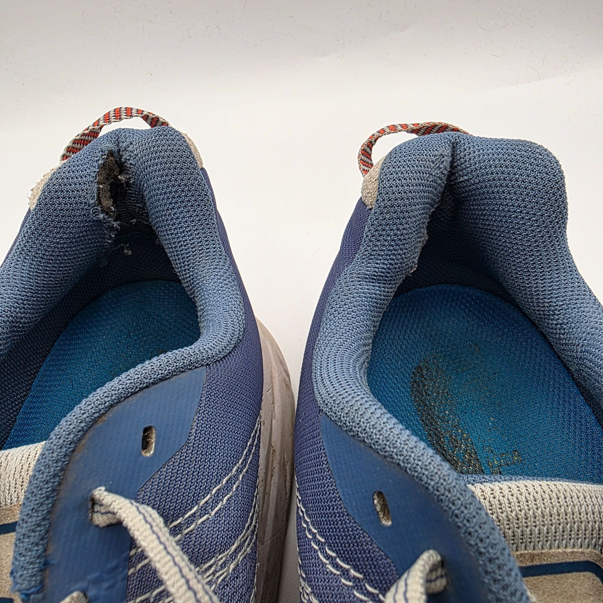 Hoka Hoka One One Clifton 6 Wide Womens Size 9 Blue White Shoes A Size US 9 / IT 39 - 9 Thumbnail