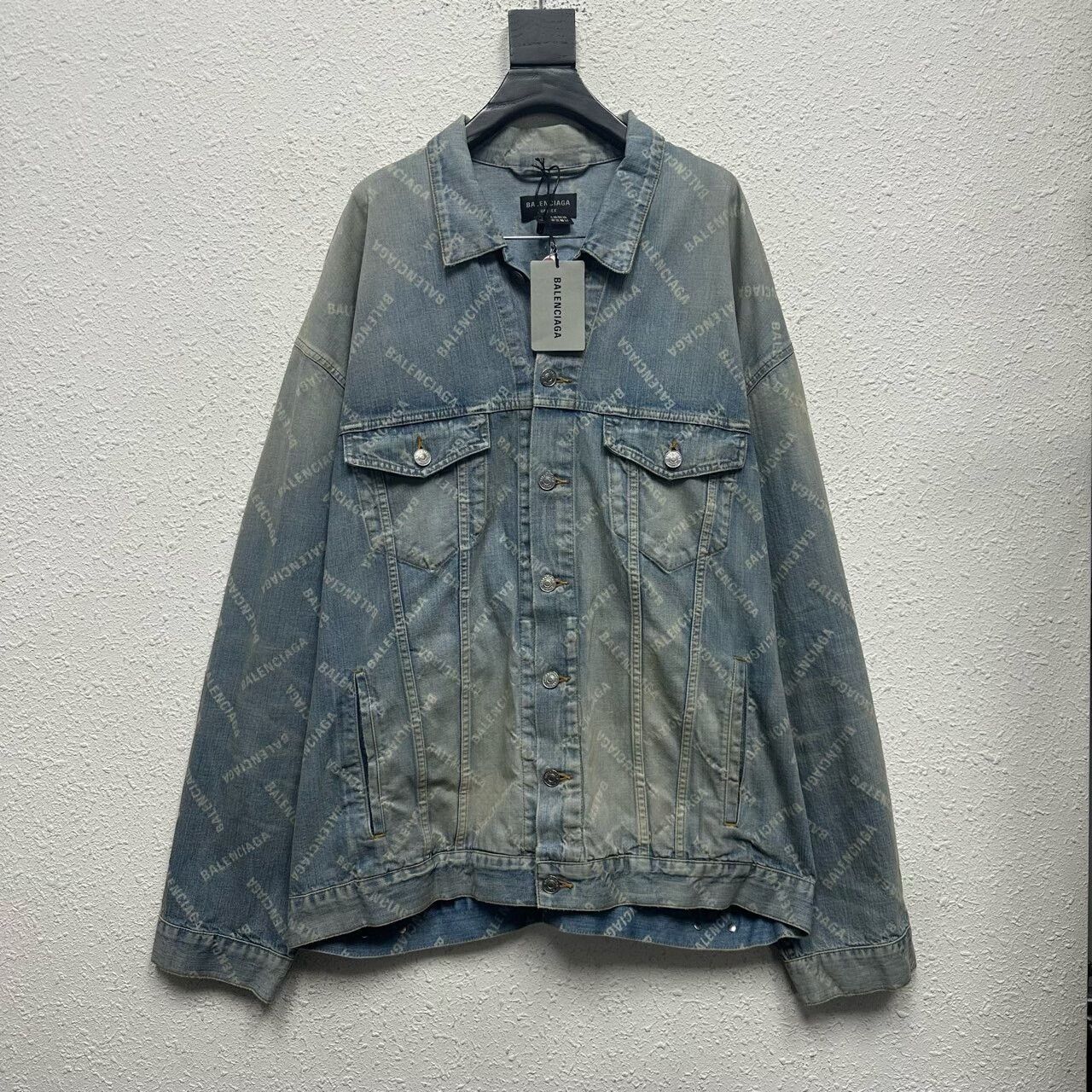 Balenciaga Balenciaga Wash Bamboo Cotton Denim Jacket Size US M / EU 48-50 / 2 - 1 Thumbnail