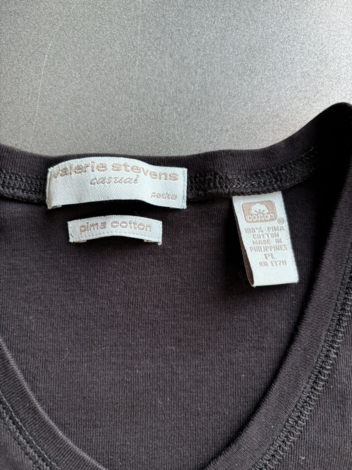 Fashion Victim × Vintage Y2K Fashion Shirt Ironic Edgy V Neck Crop 2000s Valerie Stev Size M / US 6-8 / IT 42-44 - 4 Thumbnail