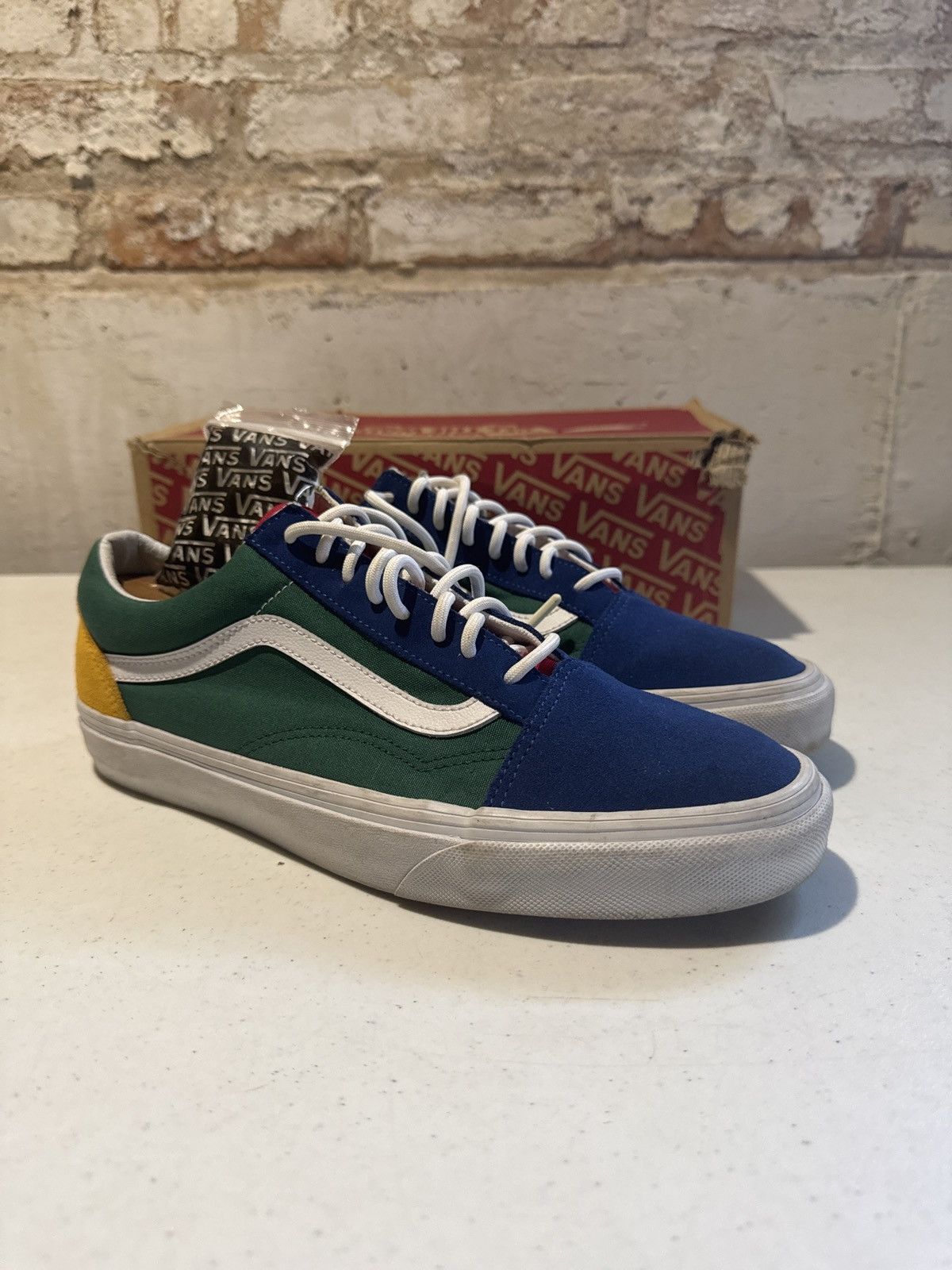 Vans Yacht Club Size US 11 / EU 44 - 2 Thumbnail