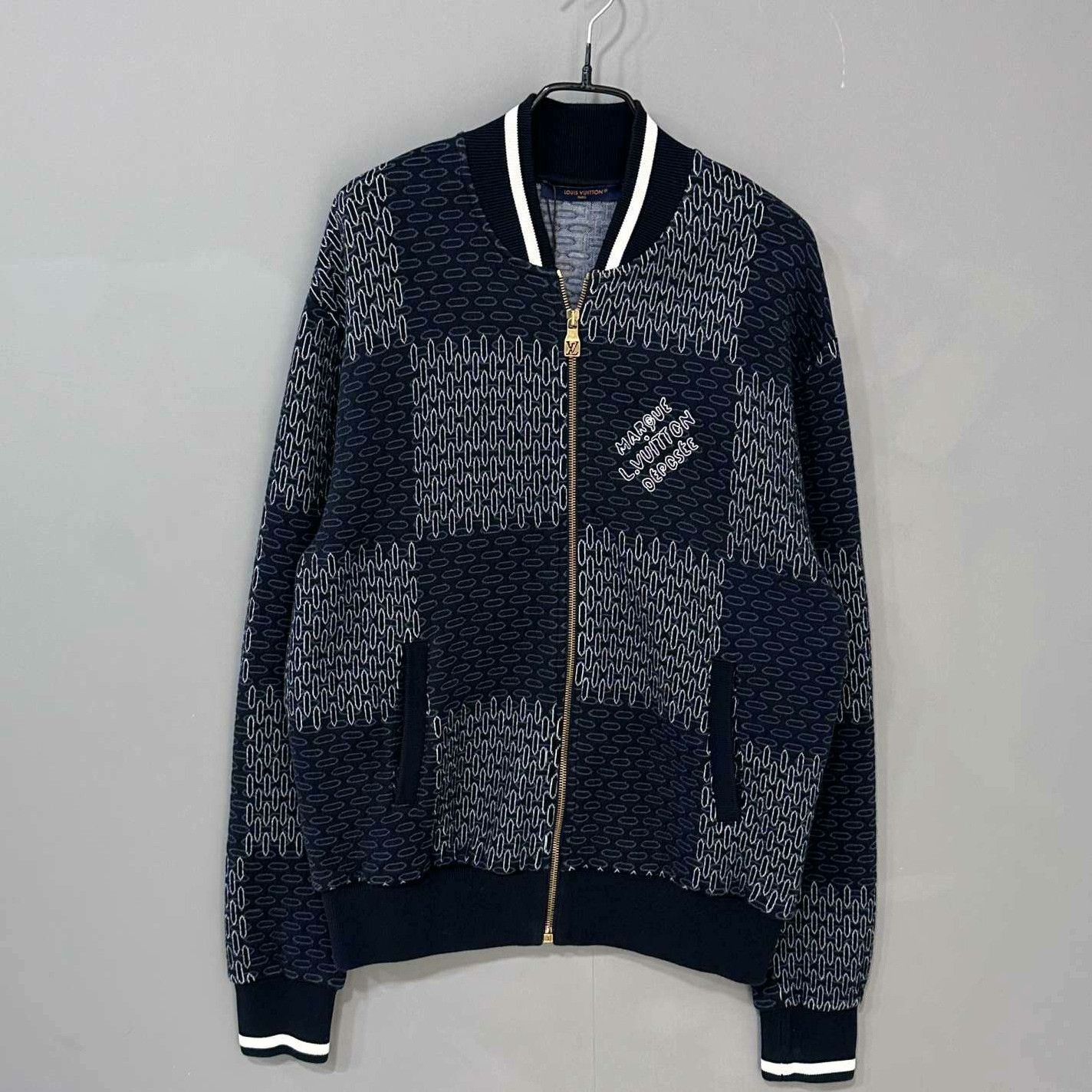 Louis Vuitton Louis Vuitton Checkered Light Jacket m Men Size US M / EU 48-50 / 2 - 1 Thumbnail
