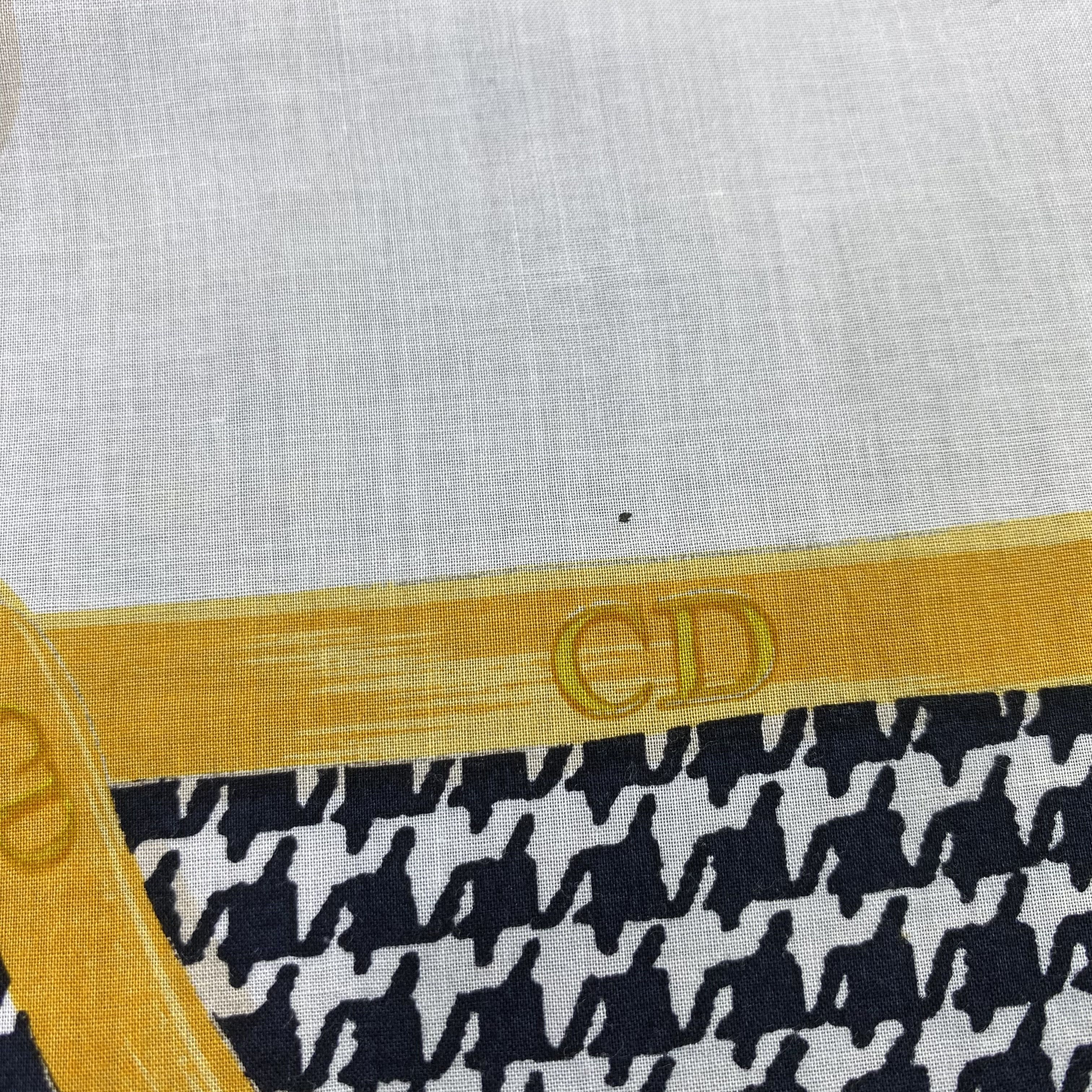 Vintage Christian Dior Handkerchief / Bandana / Neckerchief-B2212 Size ONE SIZE - 8 Thumbnail