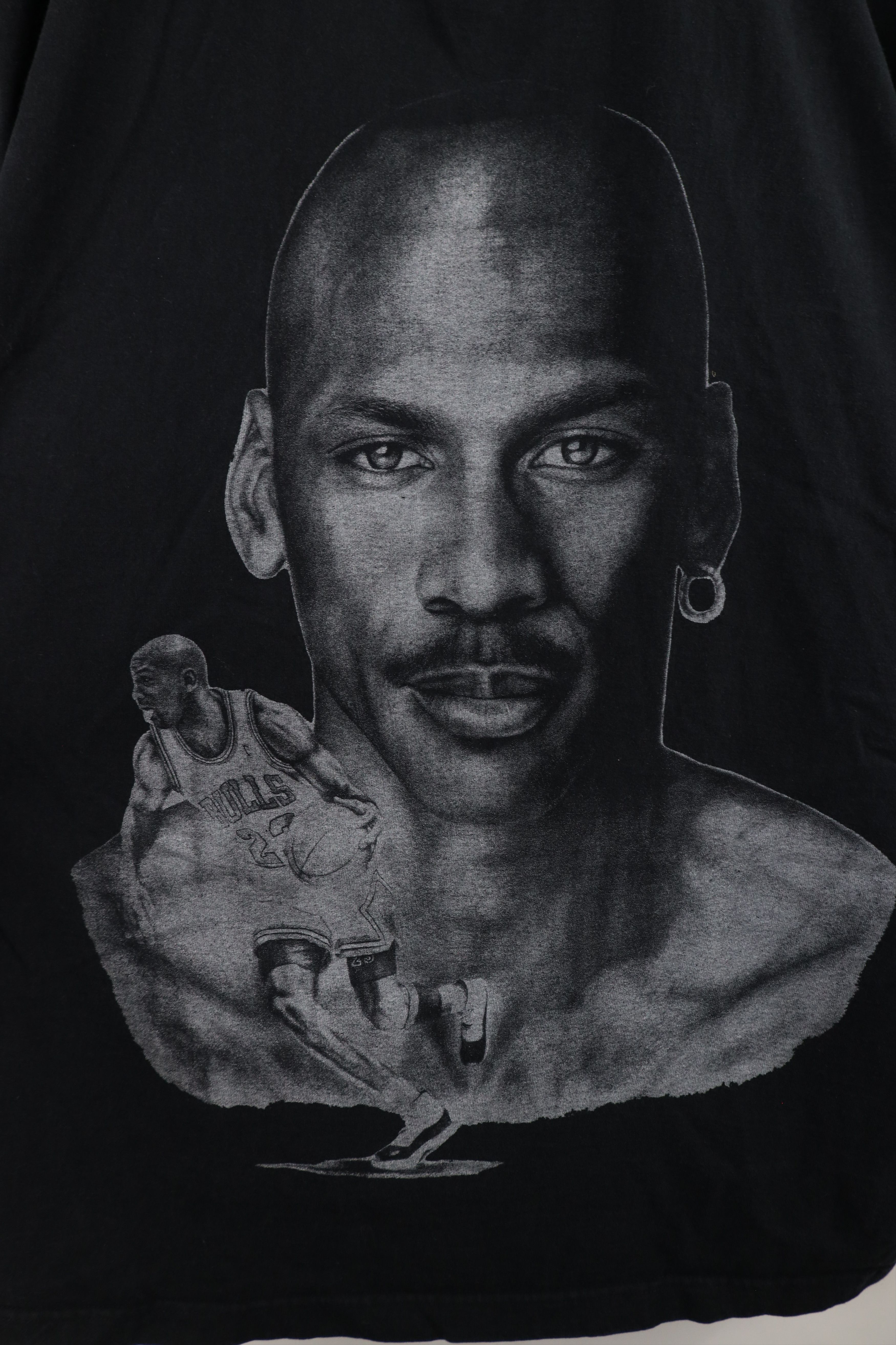 Vintage Vintage 90s Streetwear Michael Jordan Big Basketball T-Shirt Size US XXL / EU 58 / 5 - 4 Thumbnail
