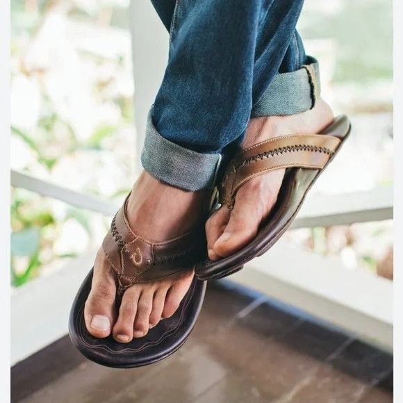 OLUKAI Hiapo Men's Beach Sandals, Full-Grain Leather