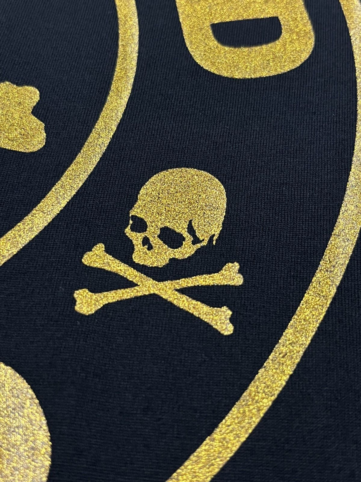 Japanese Brand BNWT Mastermind Japan “TOKYO” Glitter Skull Tee Size US S / EU 44-46 / 1 - 7 Thumbnail