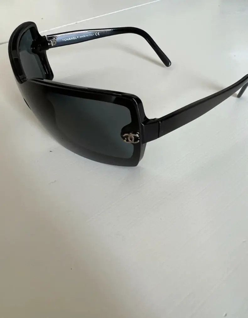 Chanel × Vintage CHANEL Sunglasses 5065 Mask Visor Rimless Ski Shield 4033 Size ONE SIZE - 2 Thumbnail