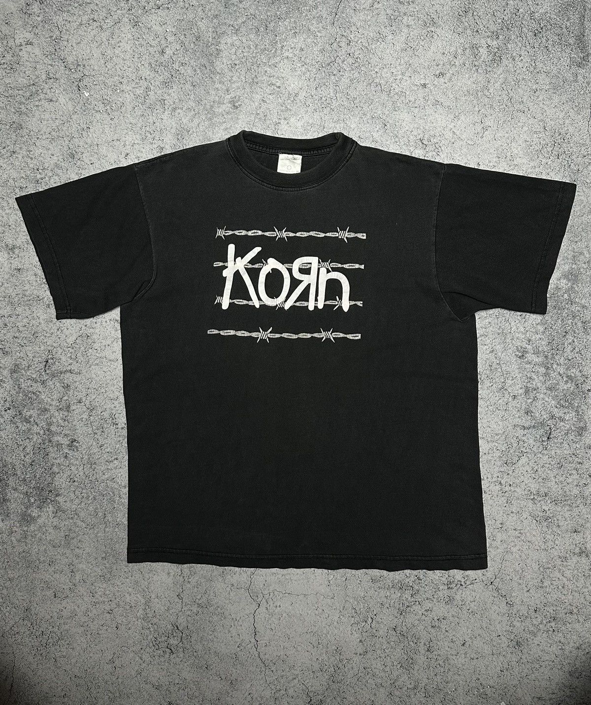Band Tees Vintage 90s Korn Sun Faded Nu Metal Band Tee Size US L / EU 52-54 / 3 - 1 Thumbnail
