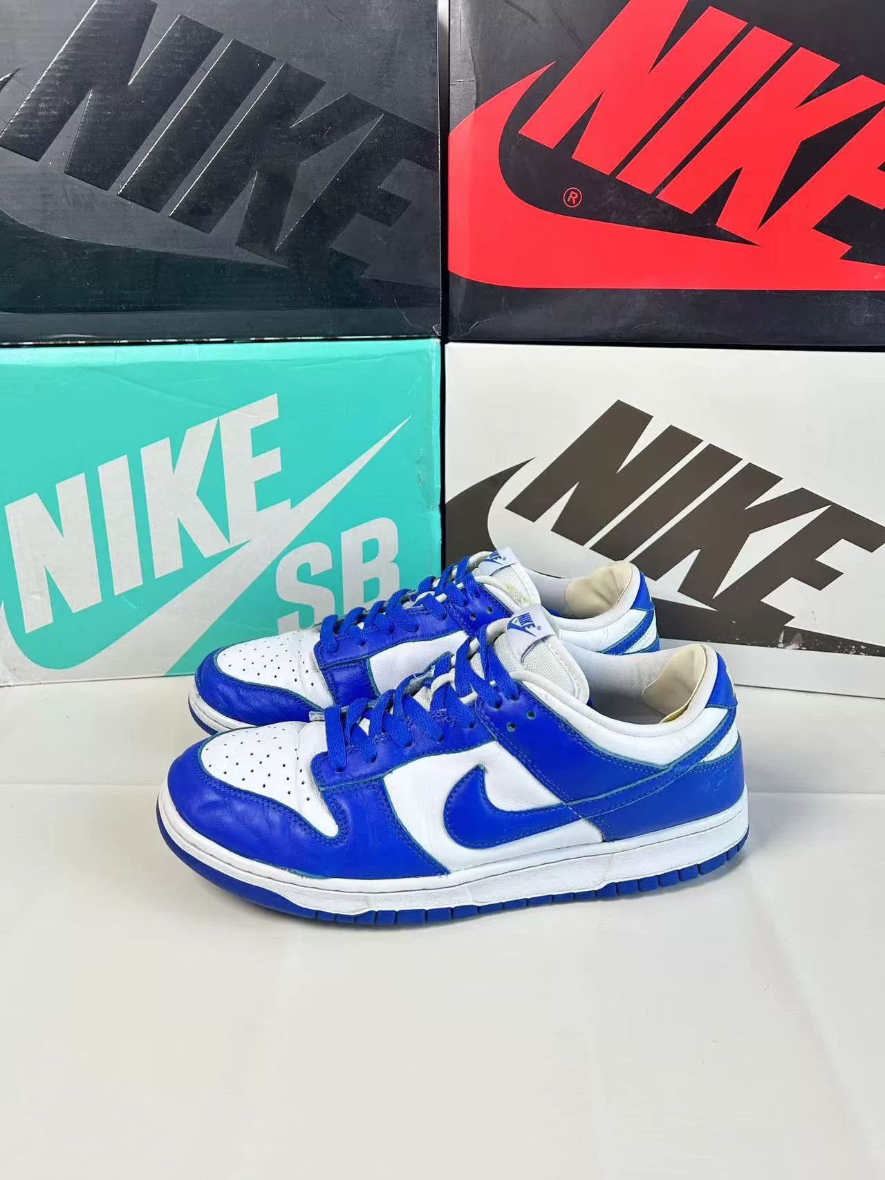 Nike Nike Blue Lowtop Sneakers 44.5 Men Size US 11 / EU 44 - 1 Thumbnail