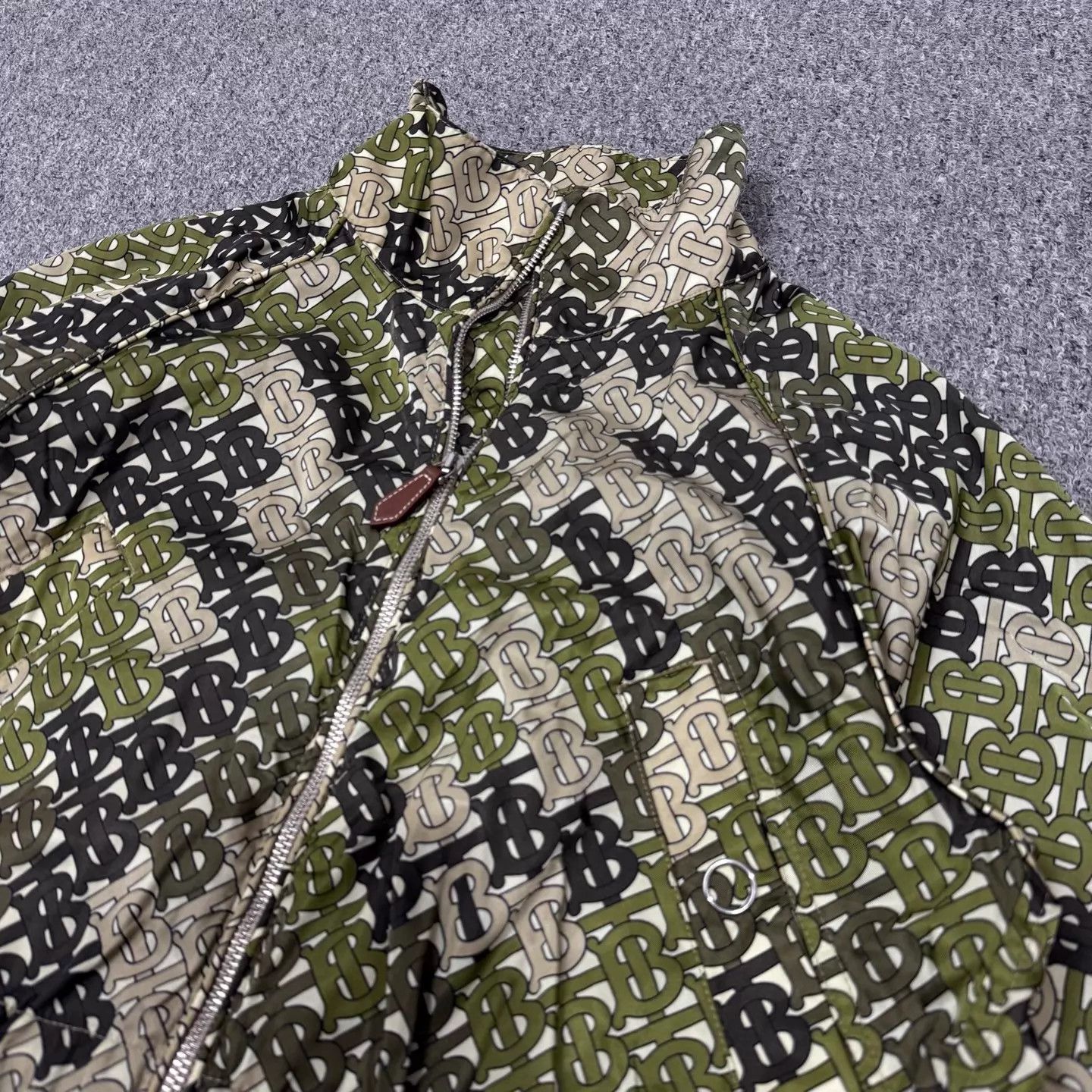 Burberry Burberry TB allover logo jacket women's UK8 99 new Size S / US 4 / IT 40 - 3 Thumbnail