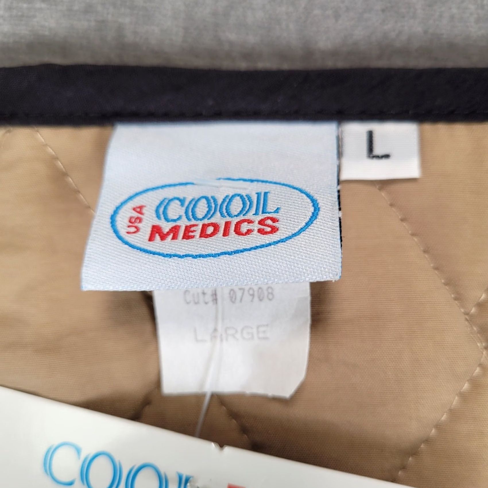 Vintage Cool Medics Cooling Vest Tan Black Trim V-Neck Zip Up Large Mens New Size US L / EU 52-54 / 3 - 3 Thumbnail