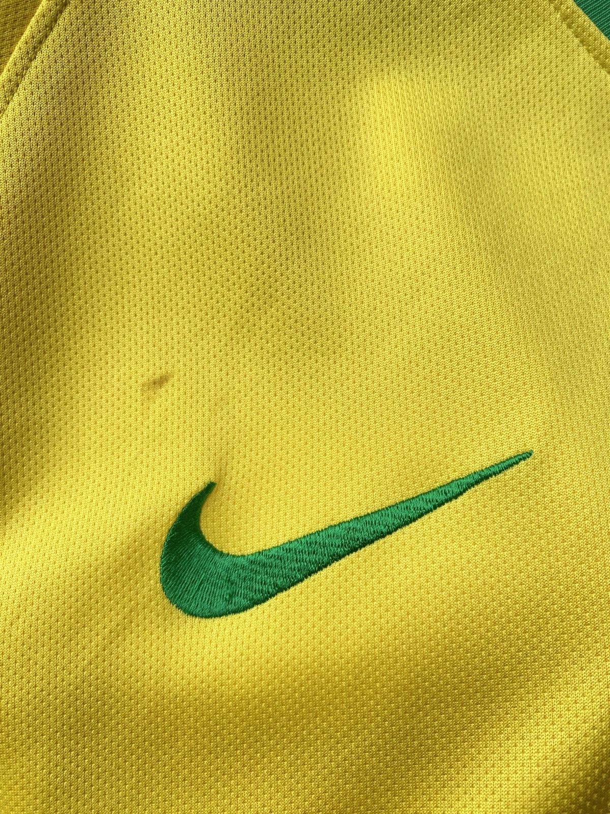Nike Brazil 2018 2019 Nike Football Soccer Jersey France Spain Size US L / EU 52-54 / 3 - 4 Thumbnail