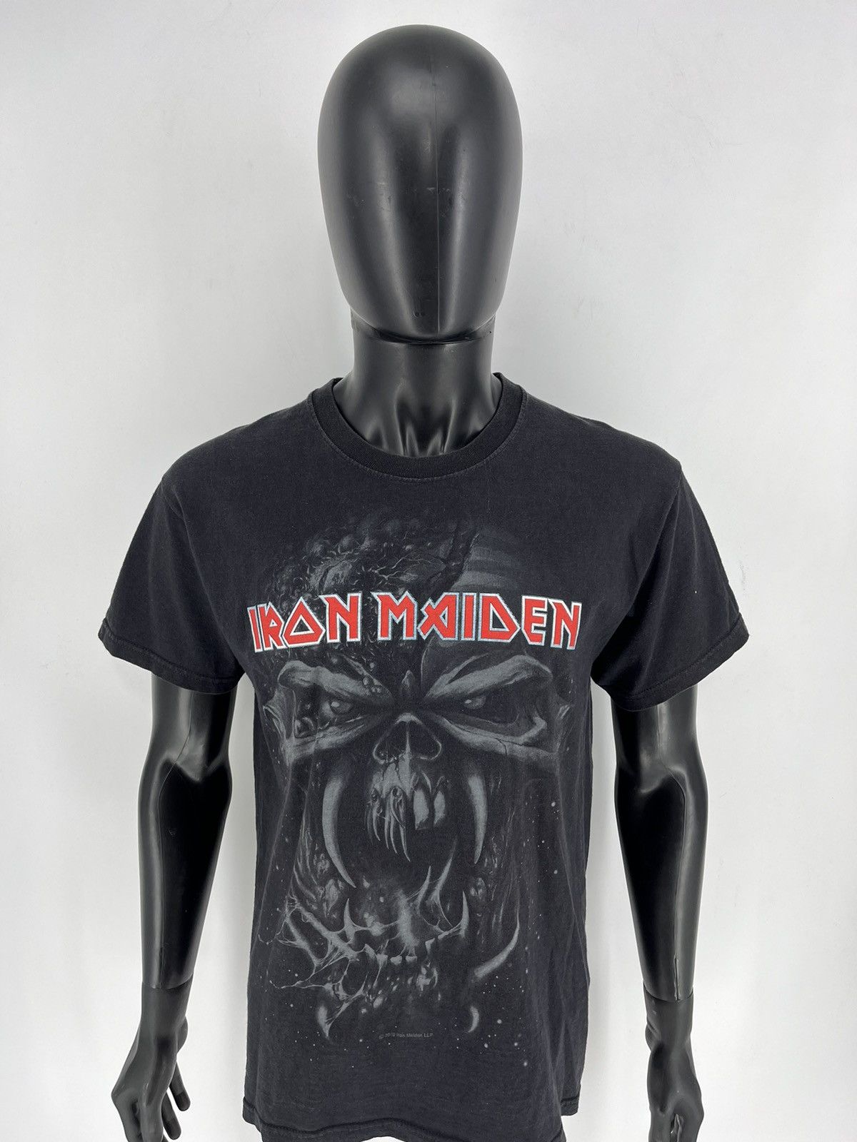 Band Tees × Vintage IRON MAIDEN 2010 “The Final Frontier” World Tour T-shirt Size US L / EU 52-54 / 3 - 5 Thumbnail