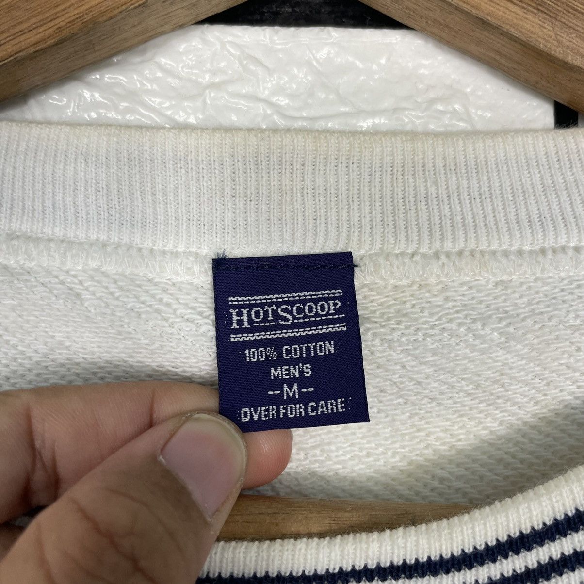 Japanese Brand Hotscoop Big Logo Crewneck Sweatshirt Size US M / EU 48-50 / 2 - 13 Thumbnail