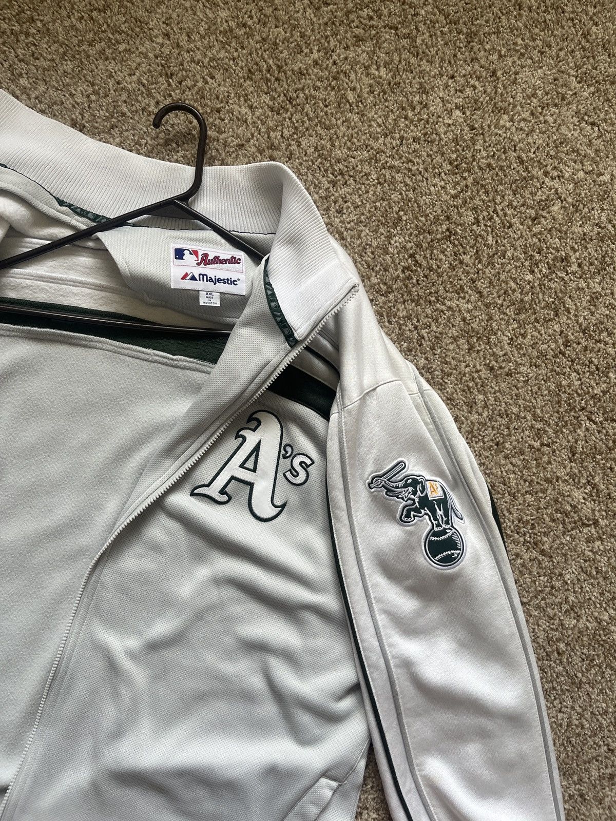 MLB × Majestic × Vintage Vintage Oakland Athletics Jacket Size US XXL / EU 58 / 5 - 5 Thumbnail