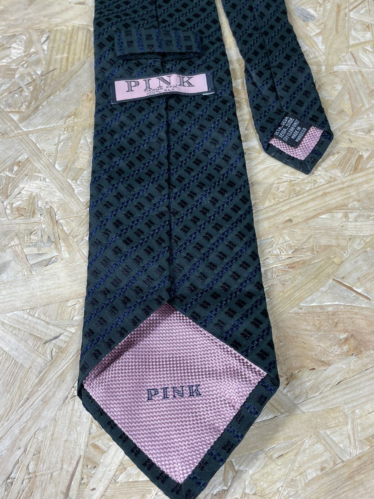 Pink Thomas Pink Made In Marocco Silk Necktie Size ONE SIZE - 1 Thumbnail