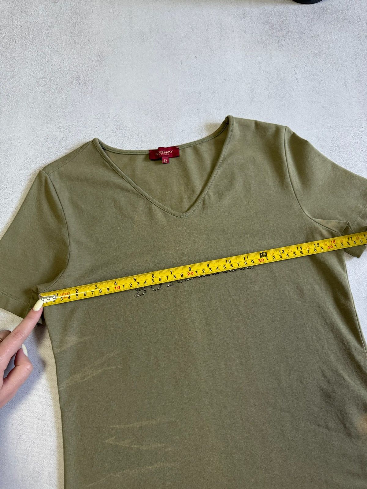 Burberry Burberry London T Shirt Tee Blouse Big Logo Womens 42 Size Size M / US 6-8 / IT 42-44 - 7 Thumbnail