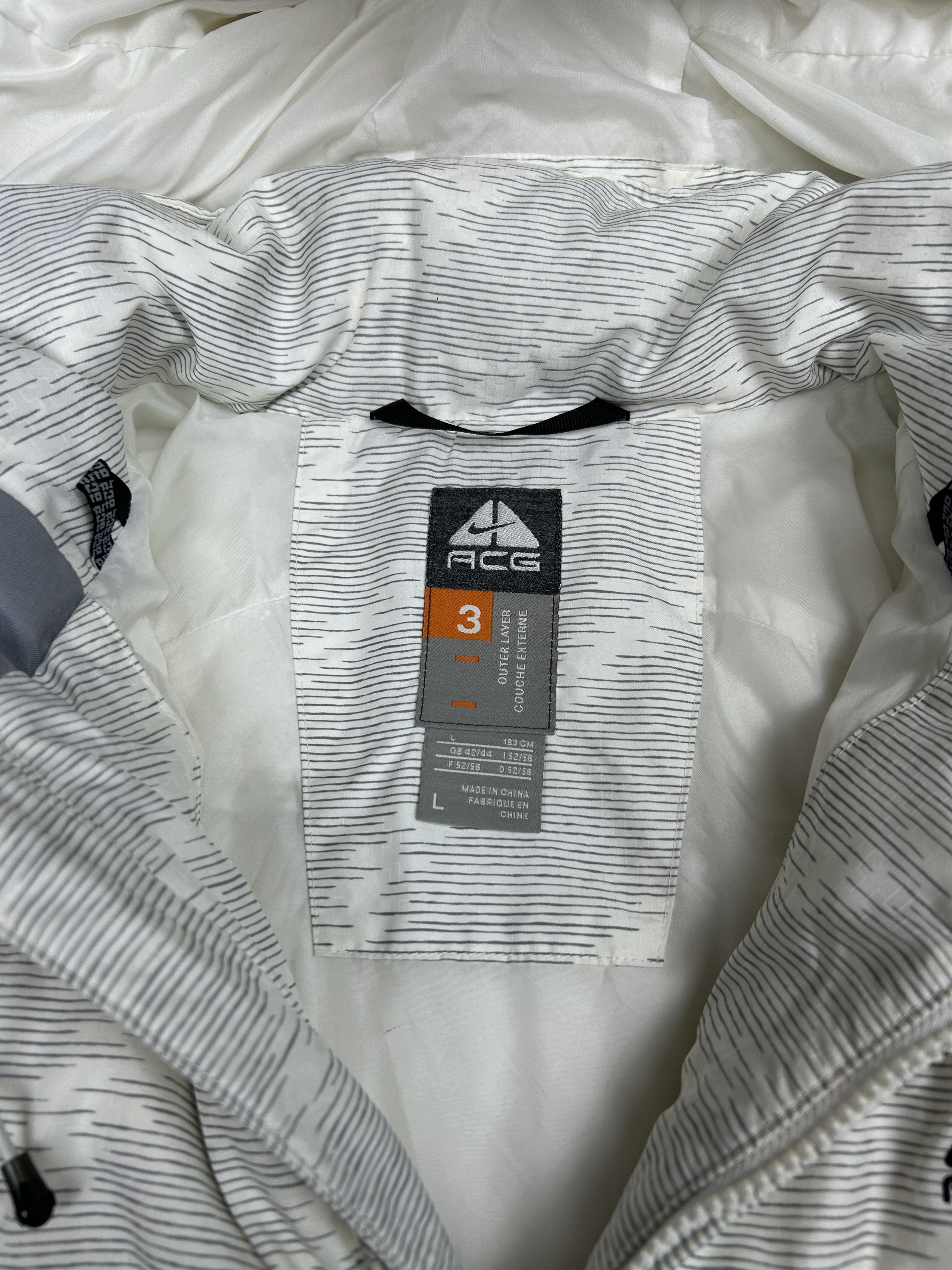 Nike ACG Nike ACG Vintage Puffer Down 550 Jacket SIze L White Size US L / EU 52-54 / 3 - 5 Thumbnail