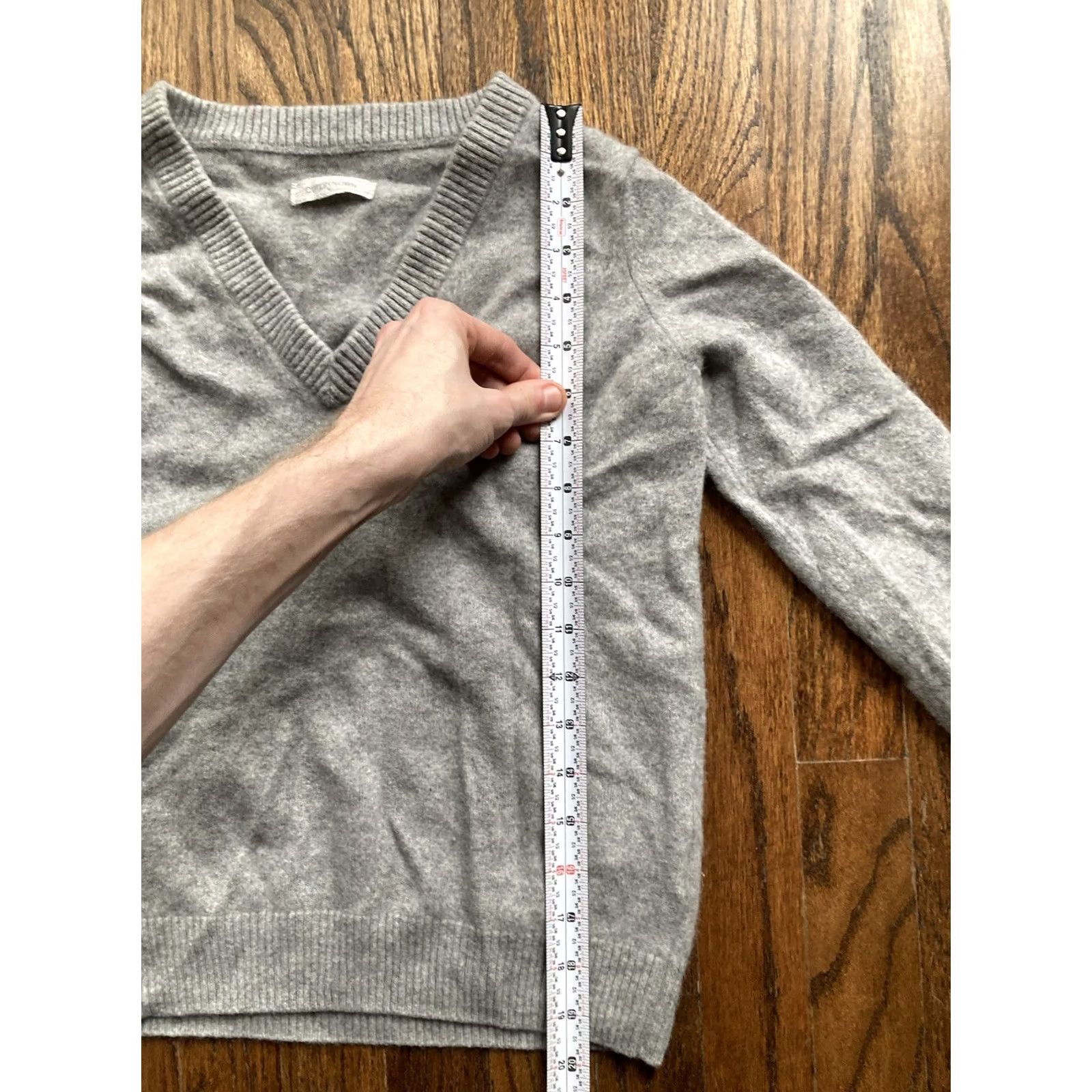 Outerknown VINTAGE OuterKnown Sweater Womens XS Gray V Neck Pullover Cashmere Knit Long Sleeve Casual Workwear - Womens XS Gray Cashmere Knit Pullover V-Neck Size XS / US 0-2 / IT 36-38 - 7 Thumbnail