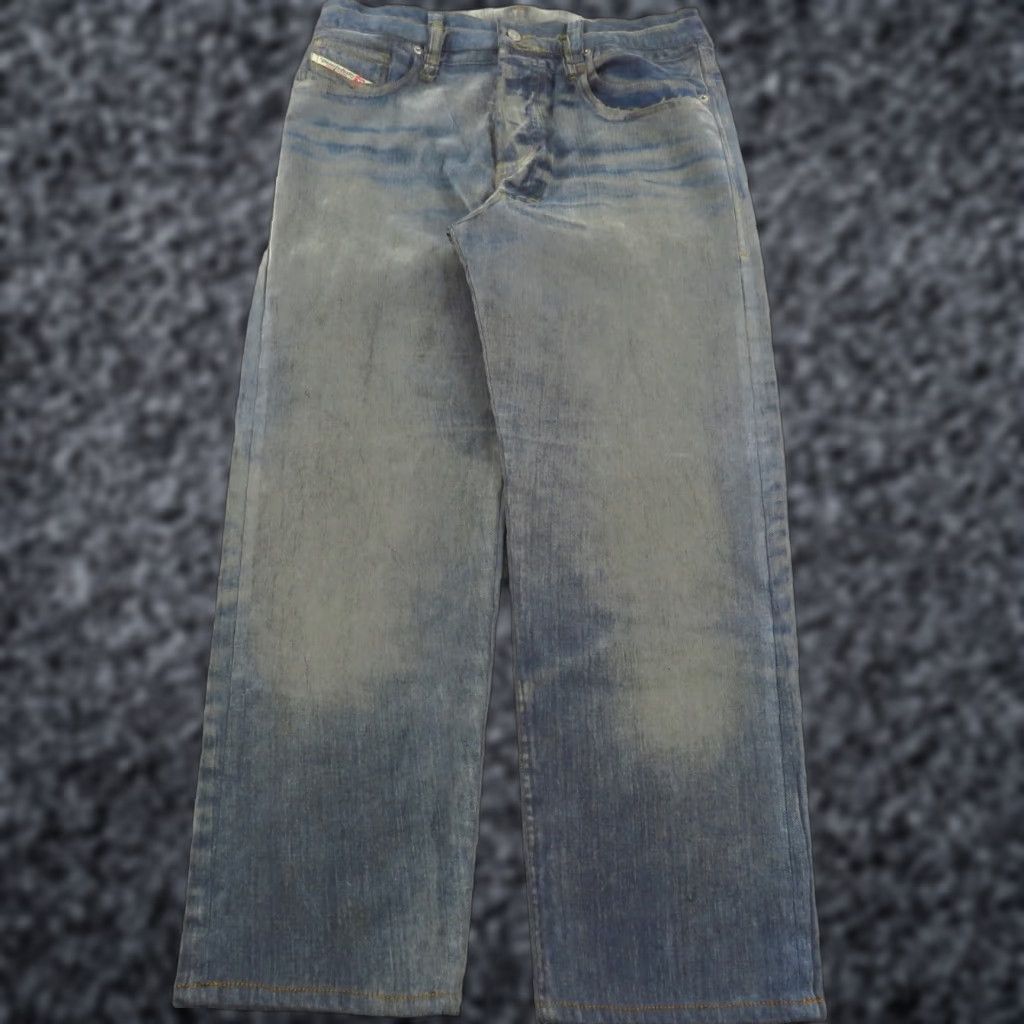 Diesel Diesel Jeans Men 34x29 Loose Straight 5 Pocket Stamped Dirty Wash ITALY Size US 34 / EU 50 - 1 Thumbnail