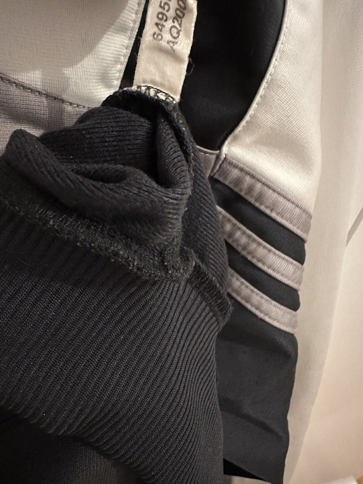 Adidas Adidas Jacket Size SVintage Retro Jacke Size US S / EU 44-46 / 1 - 15 Thumbnail