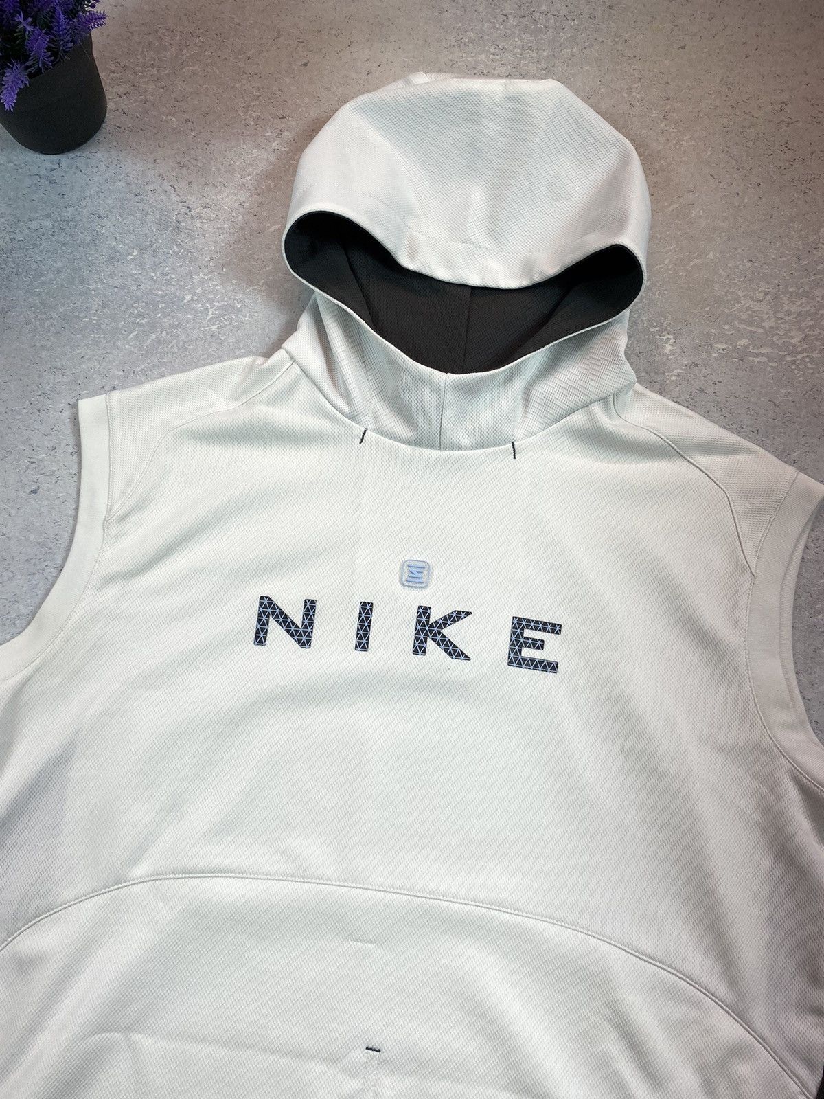 Nike × Vintage Vintage Kids Nike Shox White T-shirt With Logo Size US S / EU 44-46 / 1 - 3 Thumbnail