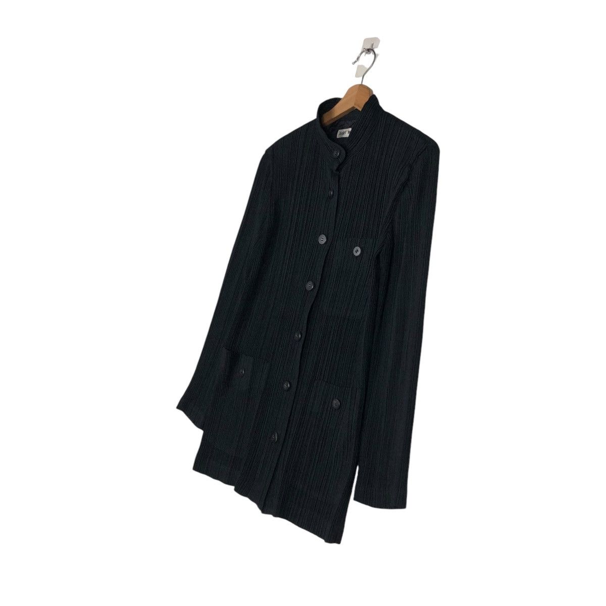 Issey Miyake 🔥VINTAGE BUTTON JACKET ISSEY MIYAKE PLEATED DESIGN Size US M / EU 48-50 / 2 - 4 Thumbnail