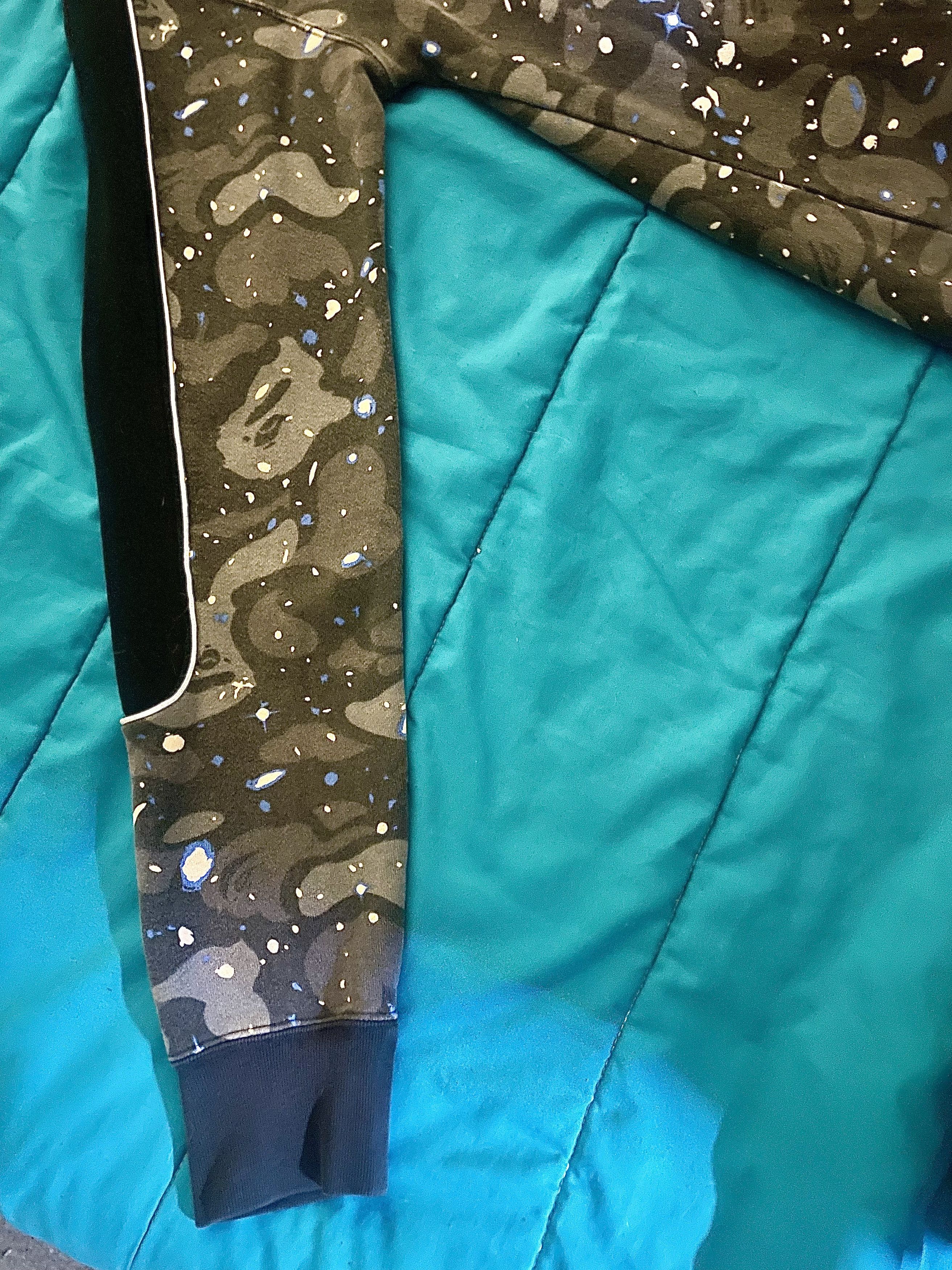 Bape Bape space camo sweater Size US L / EU 52-54 / 3 - 3 Thumbnail