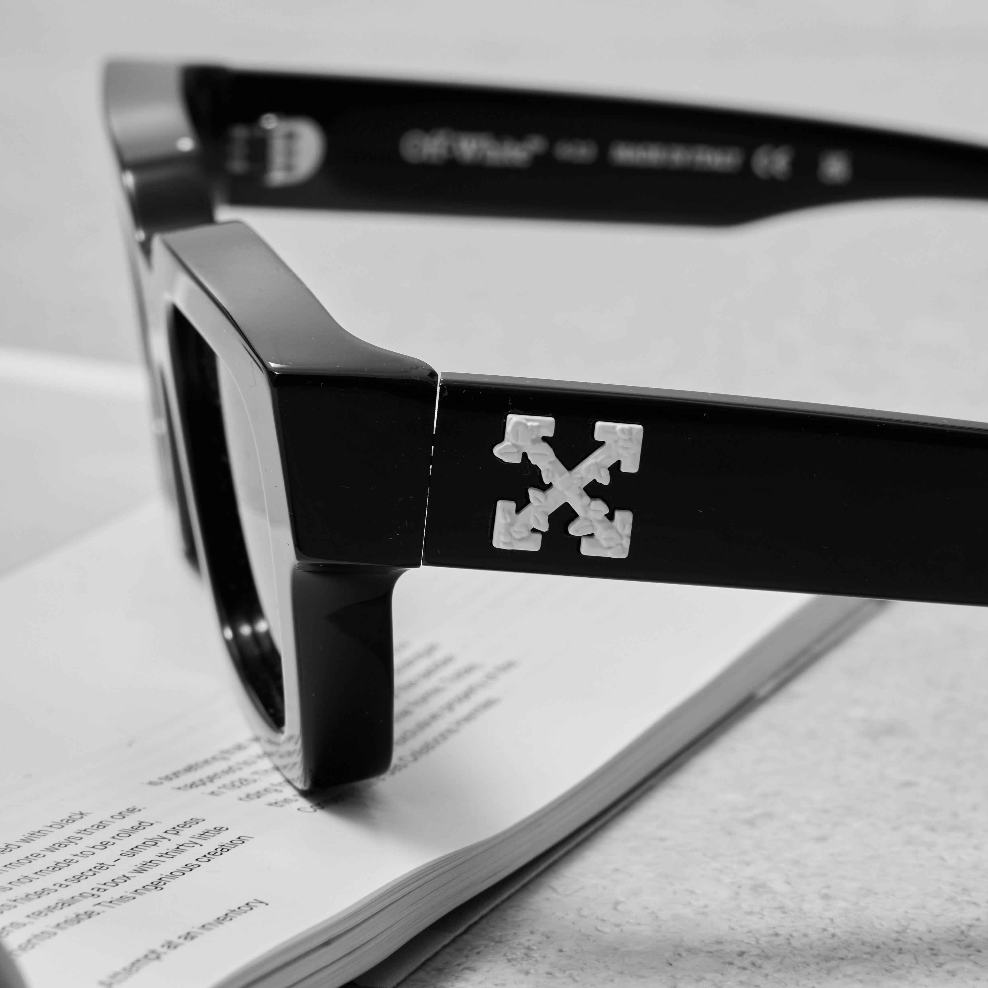 Off-White OFF WHITE Virgil Square Frame Sunglasses Size ONE SIZE - 4 Thumbnail
