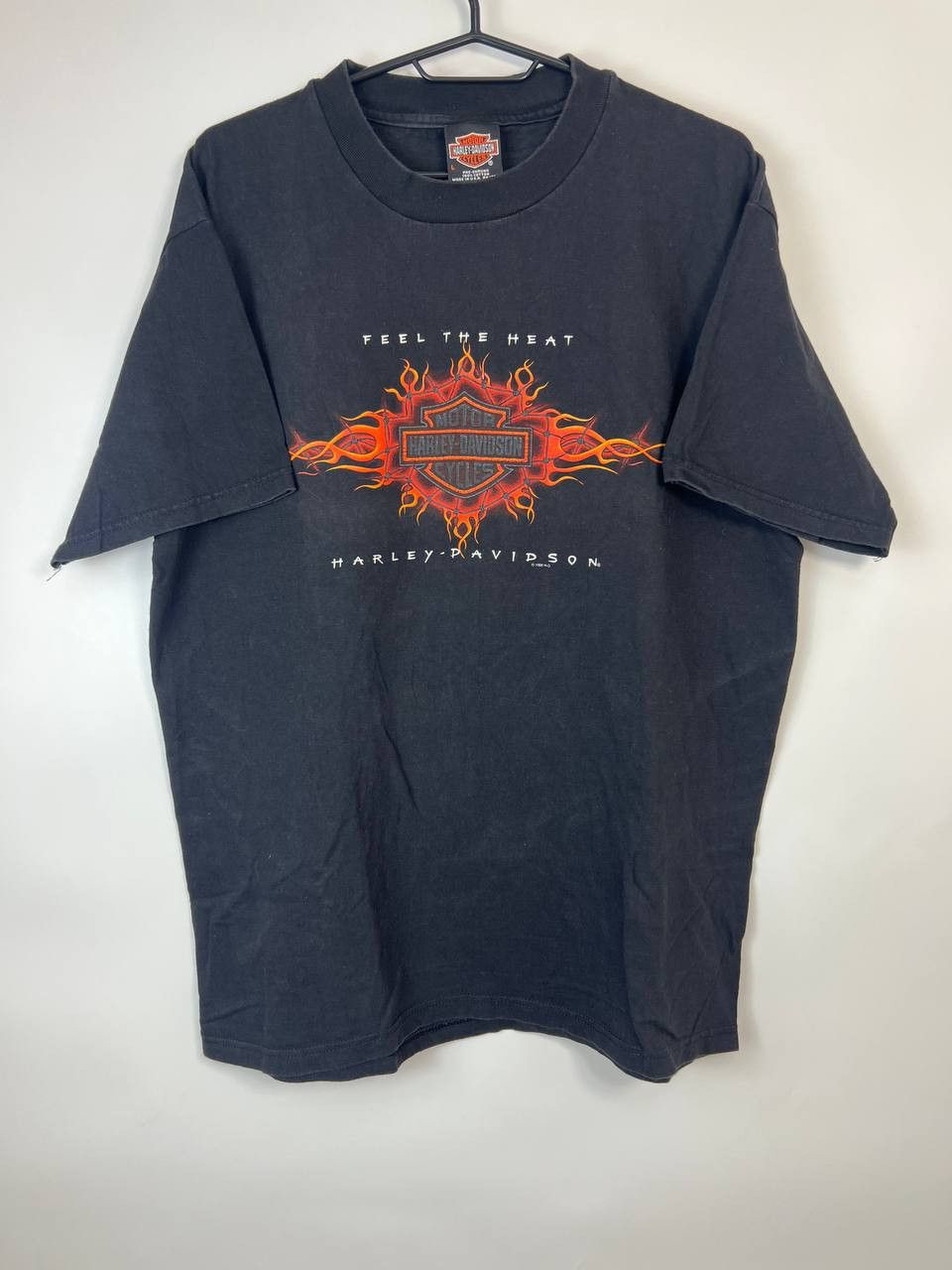 Harley Davidson × Vintage Vintage 1998 Harley Davidson " Feel The Heat " size L Size US L / EU 52-54 / 3 - 1 Thumbnail