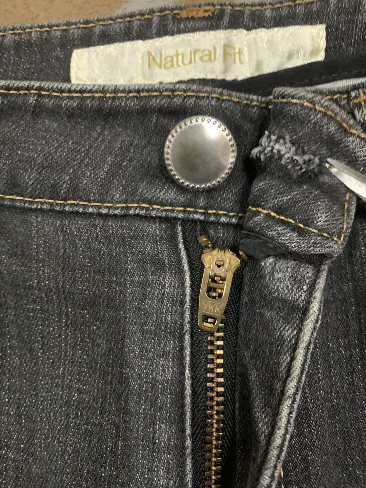Uniqlo Vintage Y2K Uniqlo Faded Washed Flare Bell Bottom Jeans Size US 28 / EU 44 - 4 Thumbnail