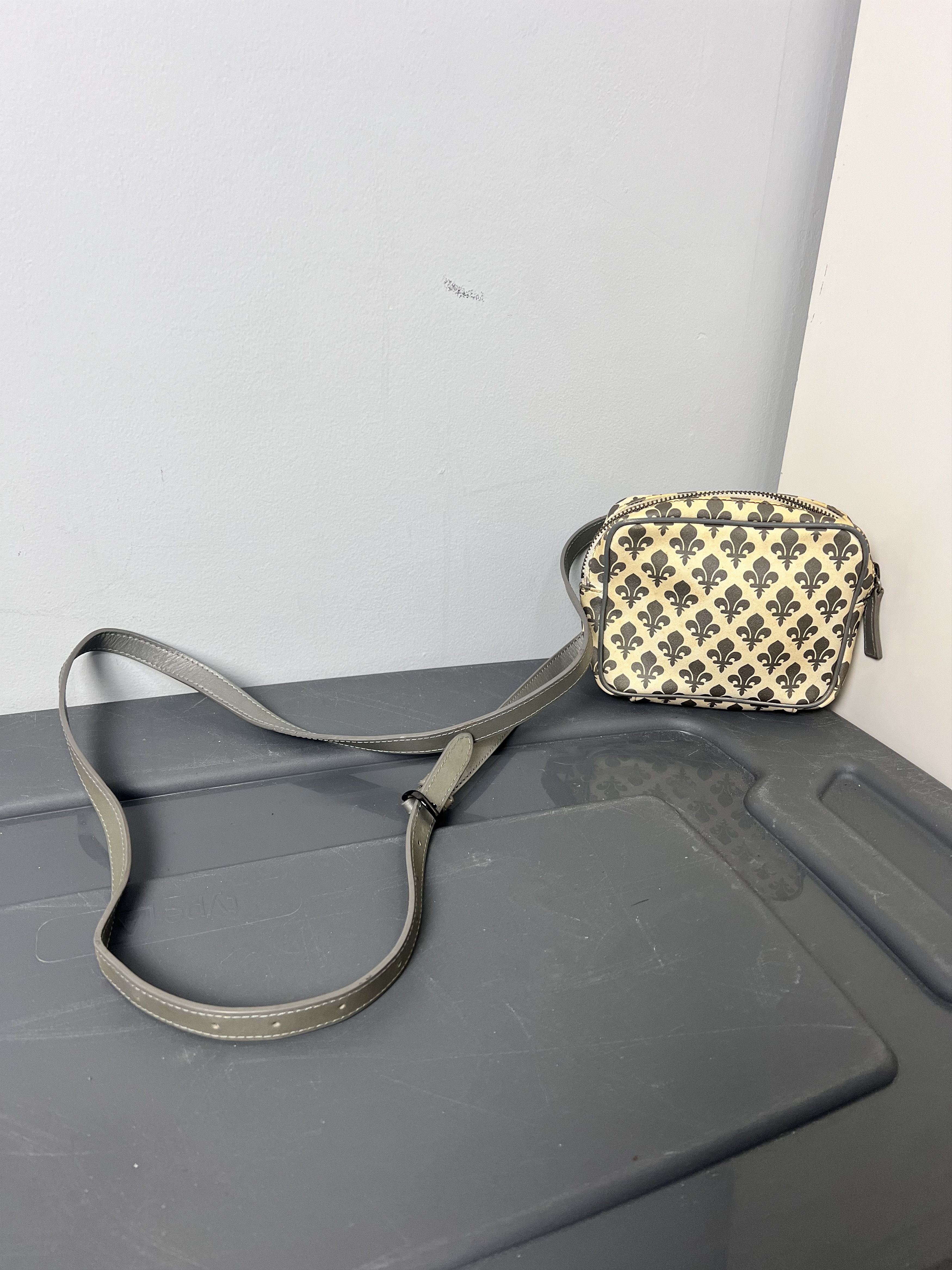 Patrick Cox Patrick Cox "Fleur" Pouch Bag Size ONE SIZE - 3 Thumbnail