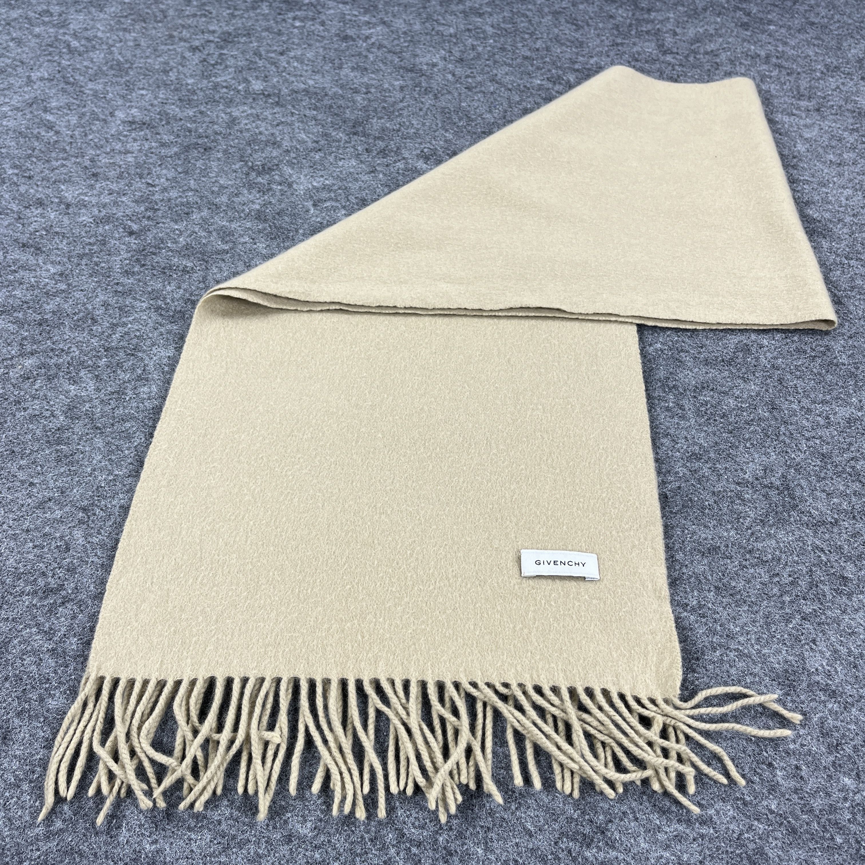 Givenchy × Vintage Givenchy Scarf / Muffler / Neckwear T996 Size ONE SIZE - 2 Thumbnail