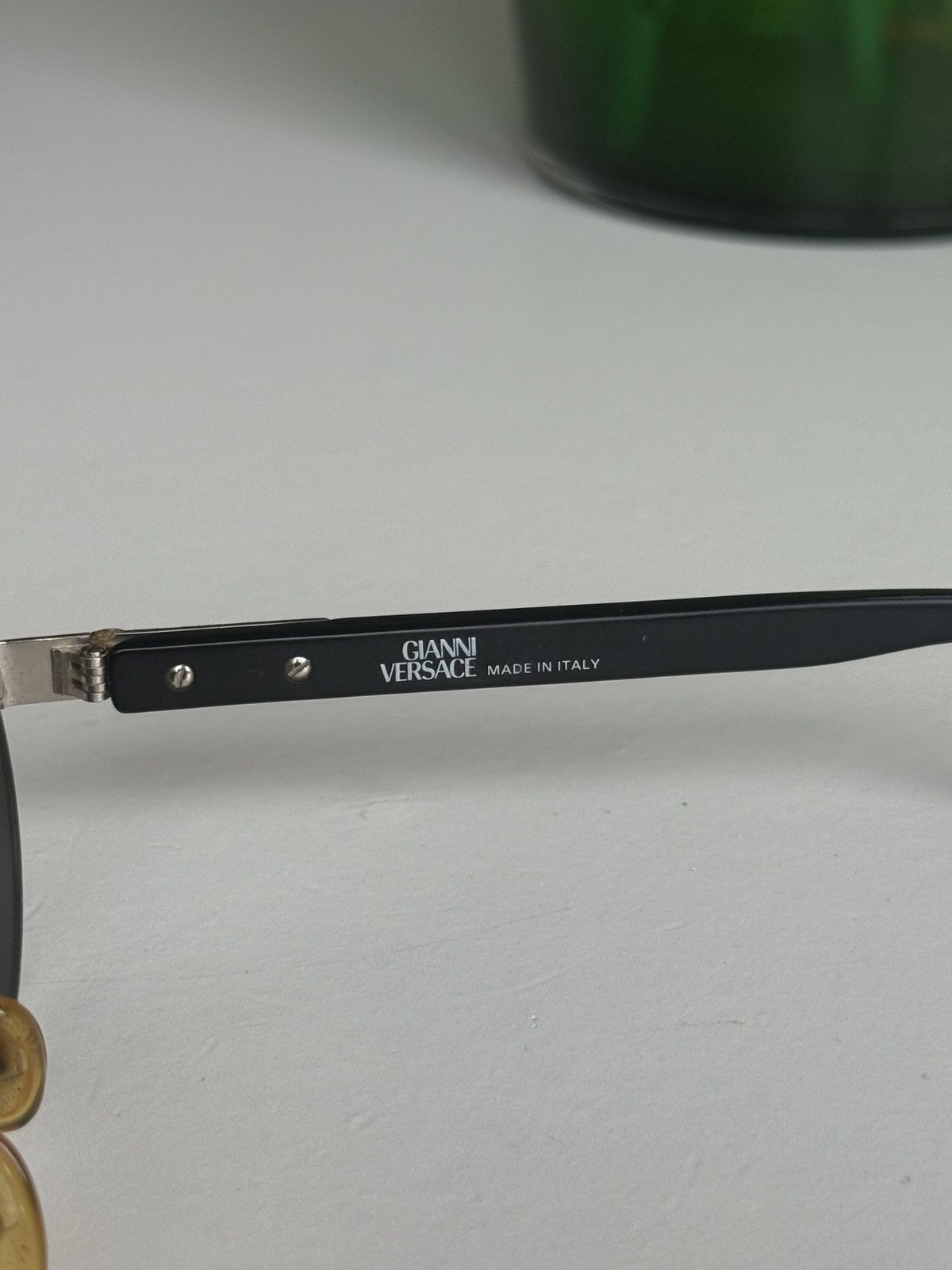Versace Vintage 90s Gianni Versace oval sunglasses luxury designer Size ONE SIZE - 7 Thumbnail