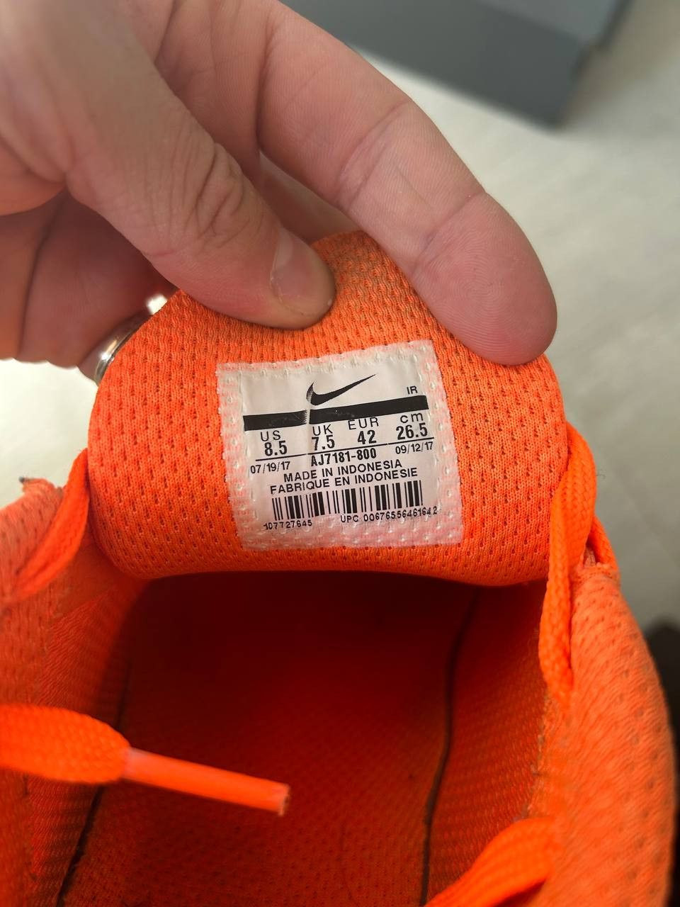Nike Nike Air Max Plus Big Logo Size US 8.5 / EU 41-42 - 8 Thumbnail