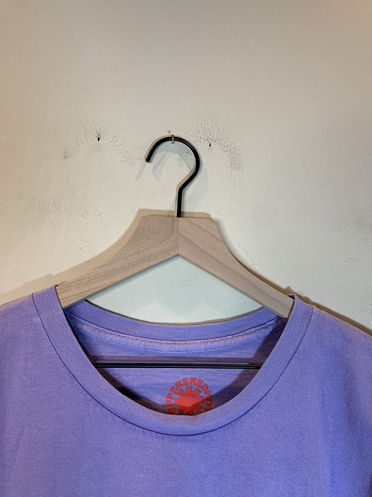 Band Tees *RARE* Red Hot Chili Peppers Unlimited Love Tour RHCP Shirt Size US L / EU 52-54 / 3 - 5 Thumbnail