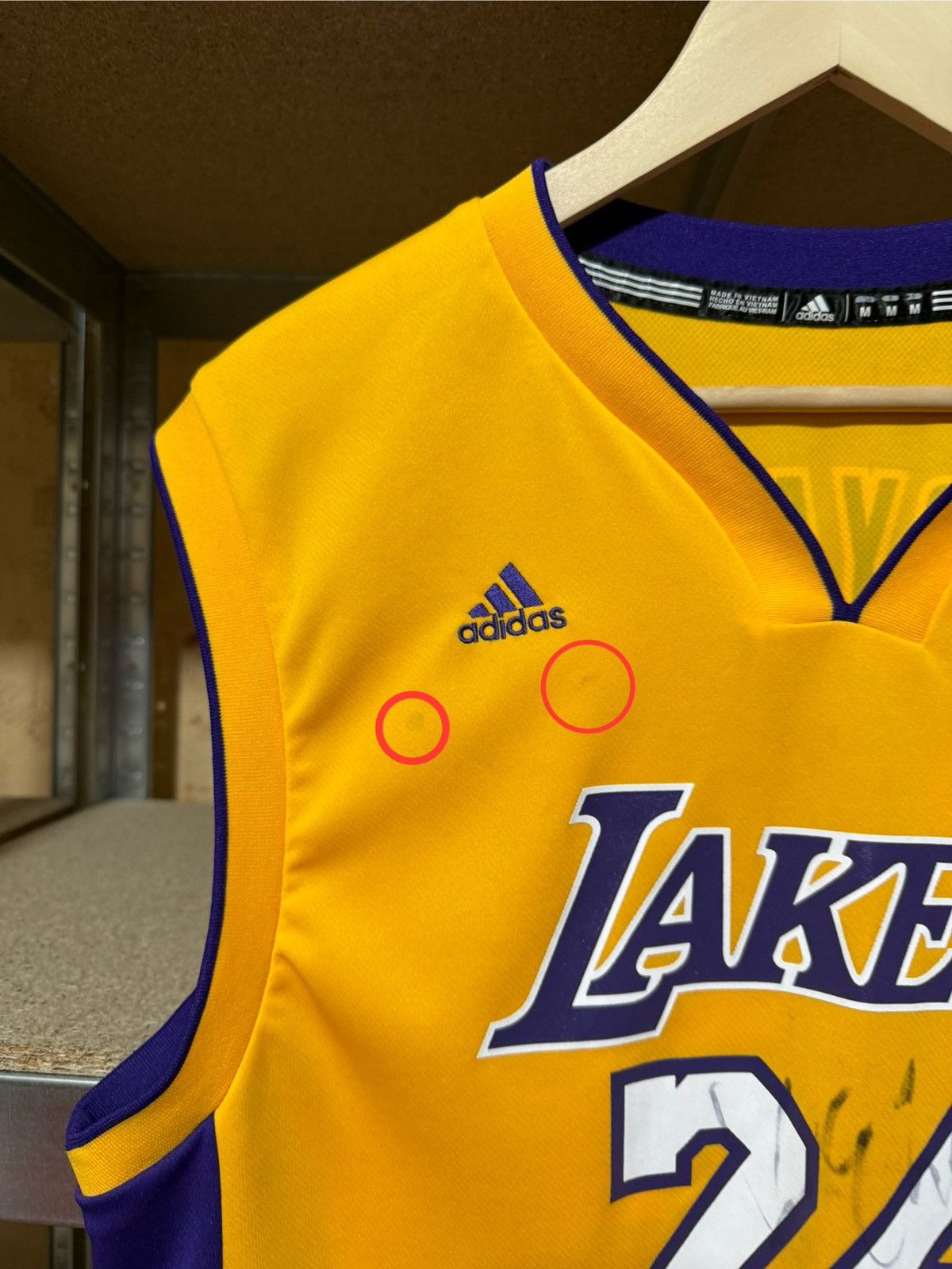 Mitchell & Ness × NBA × Vintage Vintage Adidas NBA Lakers Bryant 2013 Autographed Jersey Size US M / EU 48-50 / 2 - 10 Thumbnail
