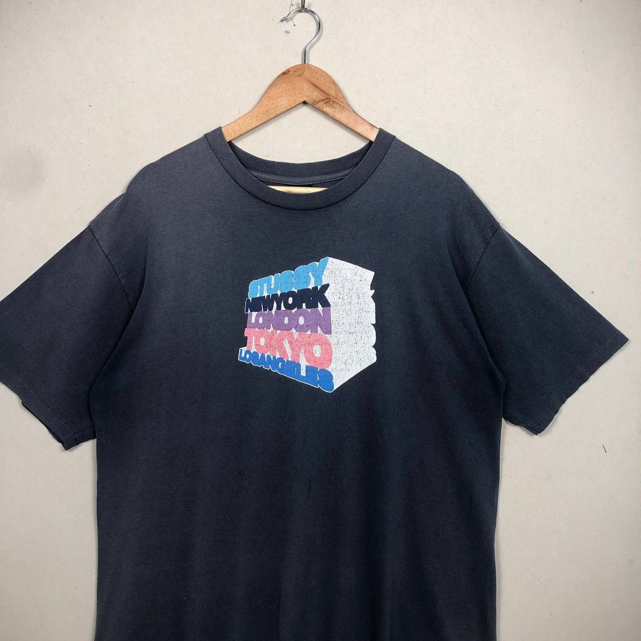 Stussy 90s Stussy USA Cities Block Tee Shirt Skateboard Faded Size US L / EU 52-54 / 3 - 3 Thumbnail
