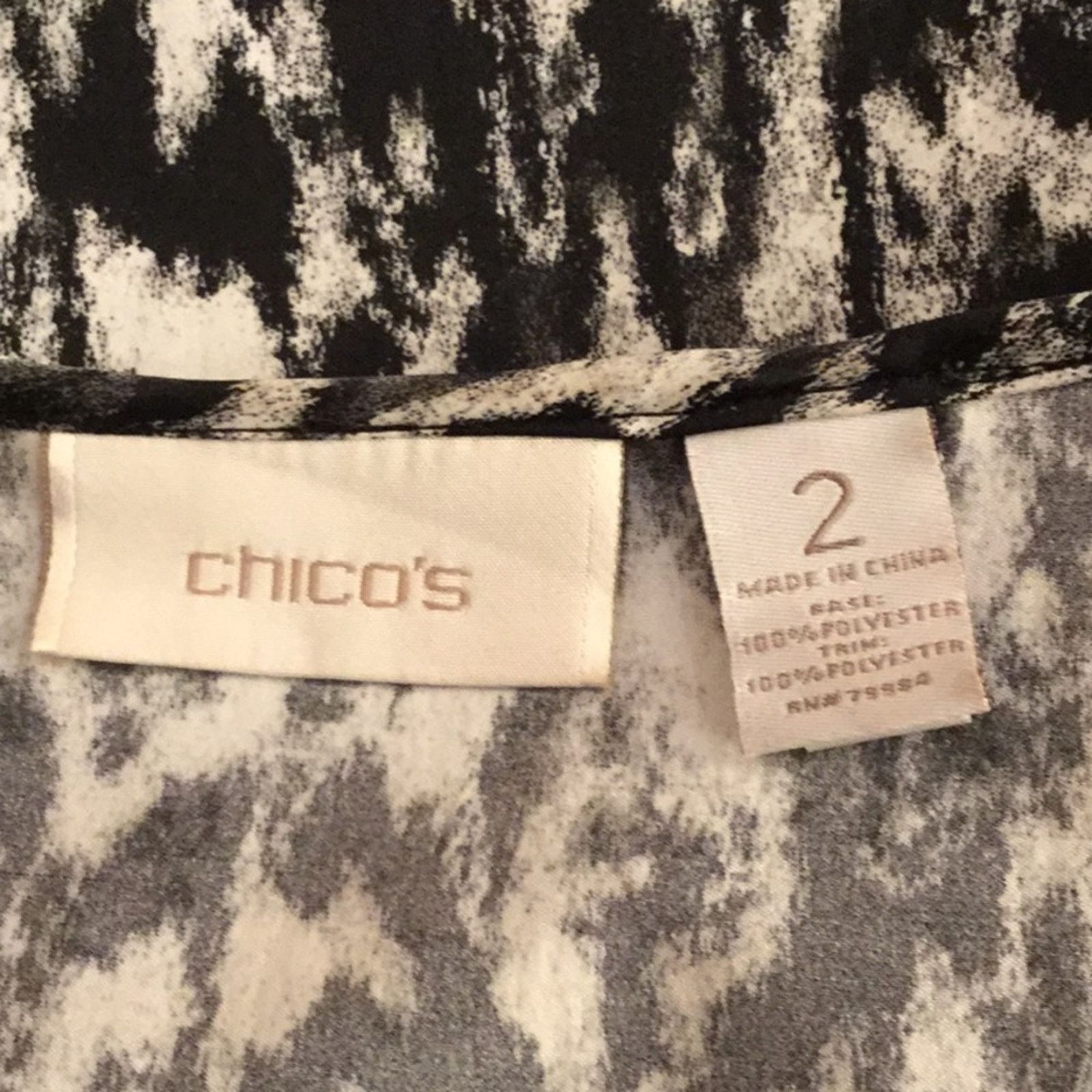 Other Chico's Ruffle Front Black White Top Tank Size 2/L/12 Size M / US 6-8 / IT 42-44 - 5 Thumbnail