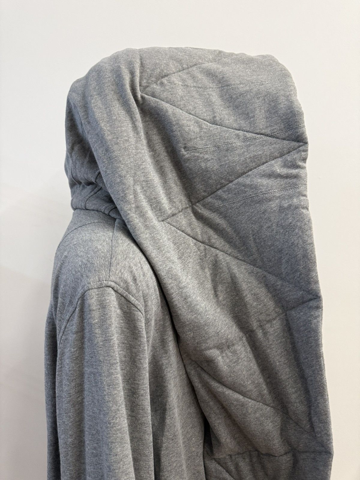 Norma Kamali NORMA KAMALI Quilted Hooded Wrap Coat — Size S Size S / US 4 / IT 40 - 7 Thumbnail