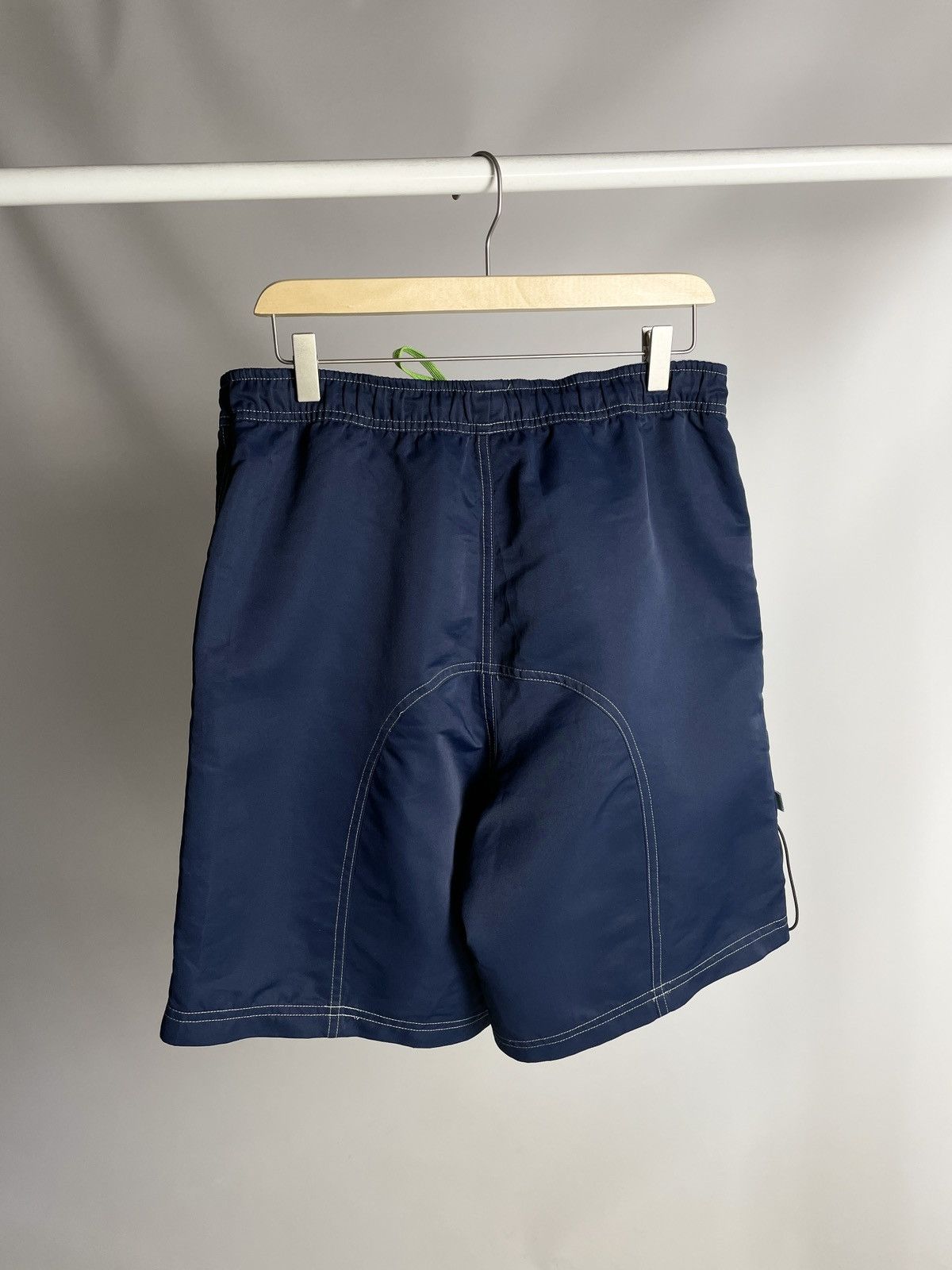 Nike VINTAGE 🐢 Nike Air max nylon pocket cargo tracking shorts Size US 32 / EU 48 - 7 Thumbnail
